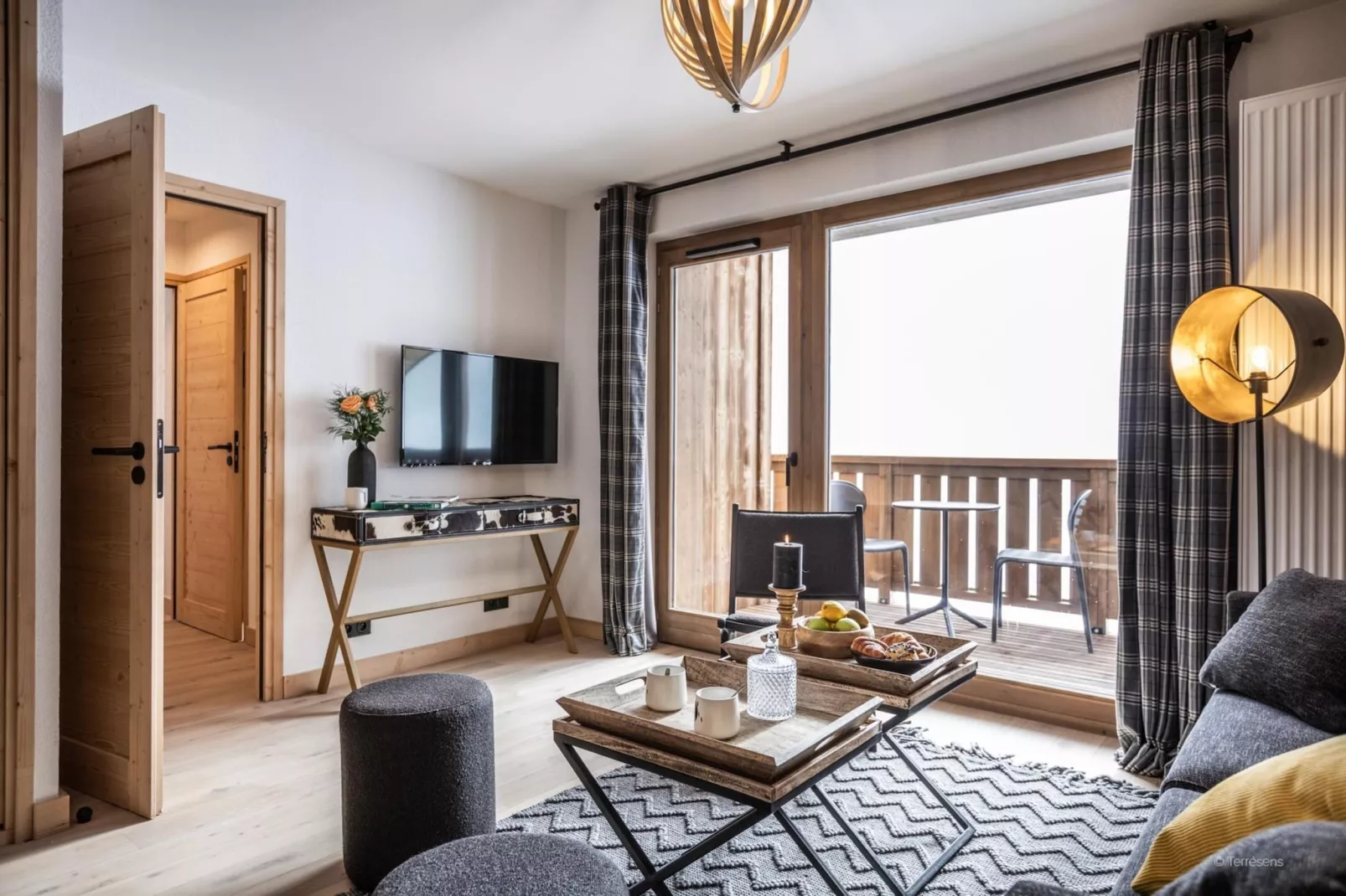 PLAGNE MONTALBERT Le Snoroc- A50S-Salon