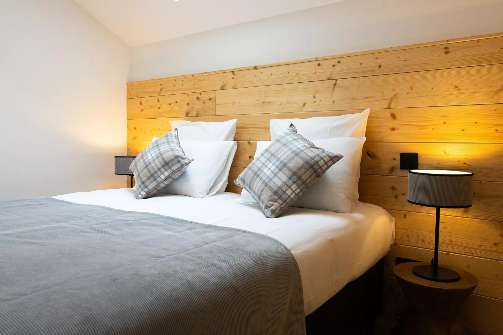 COMBLOUX Les Roches Blanches A48P-Chambre