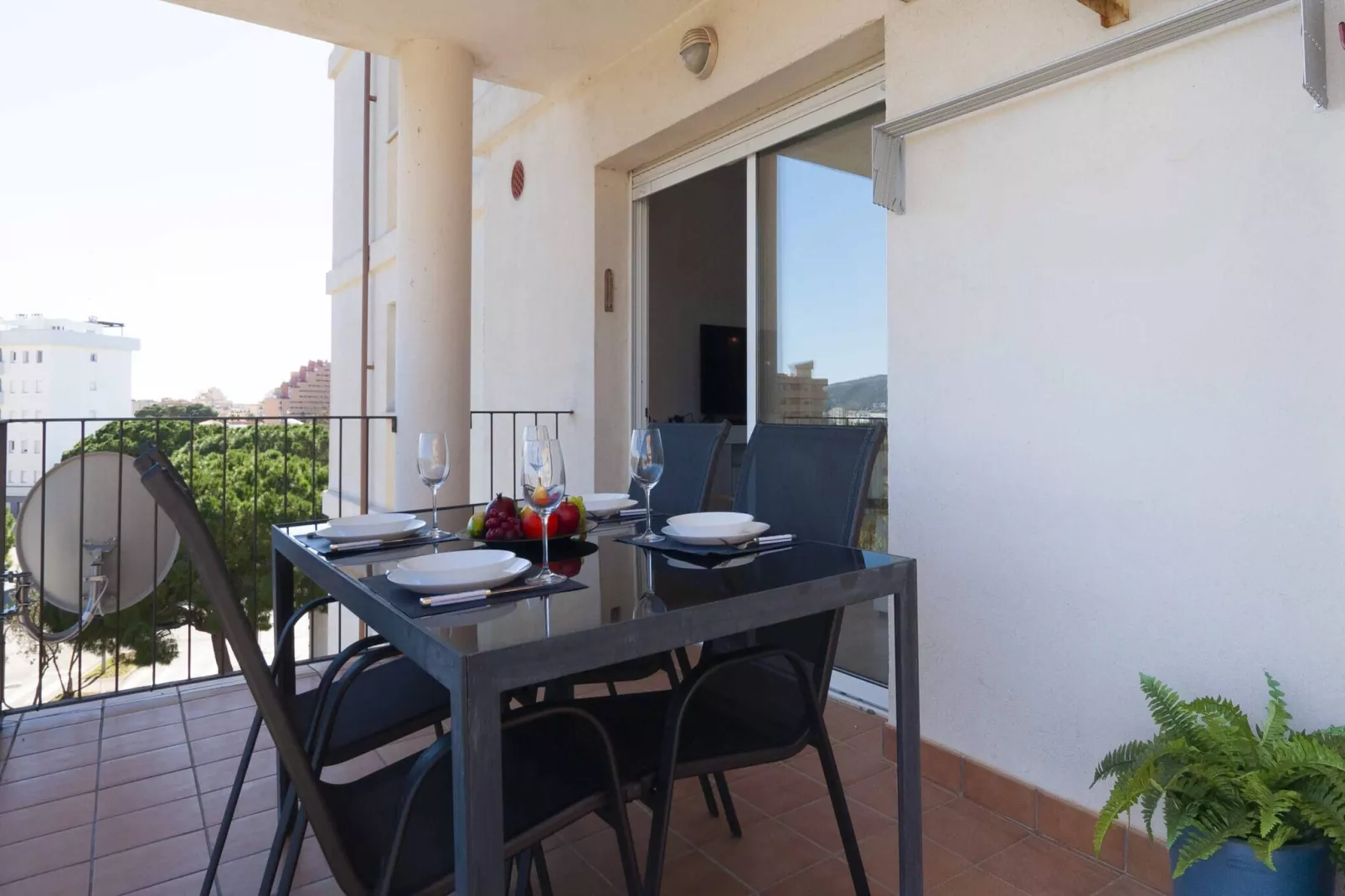 1234 MIRASOL con piscina-Terrassenbalkon