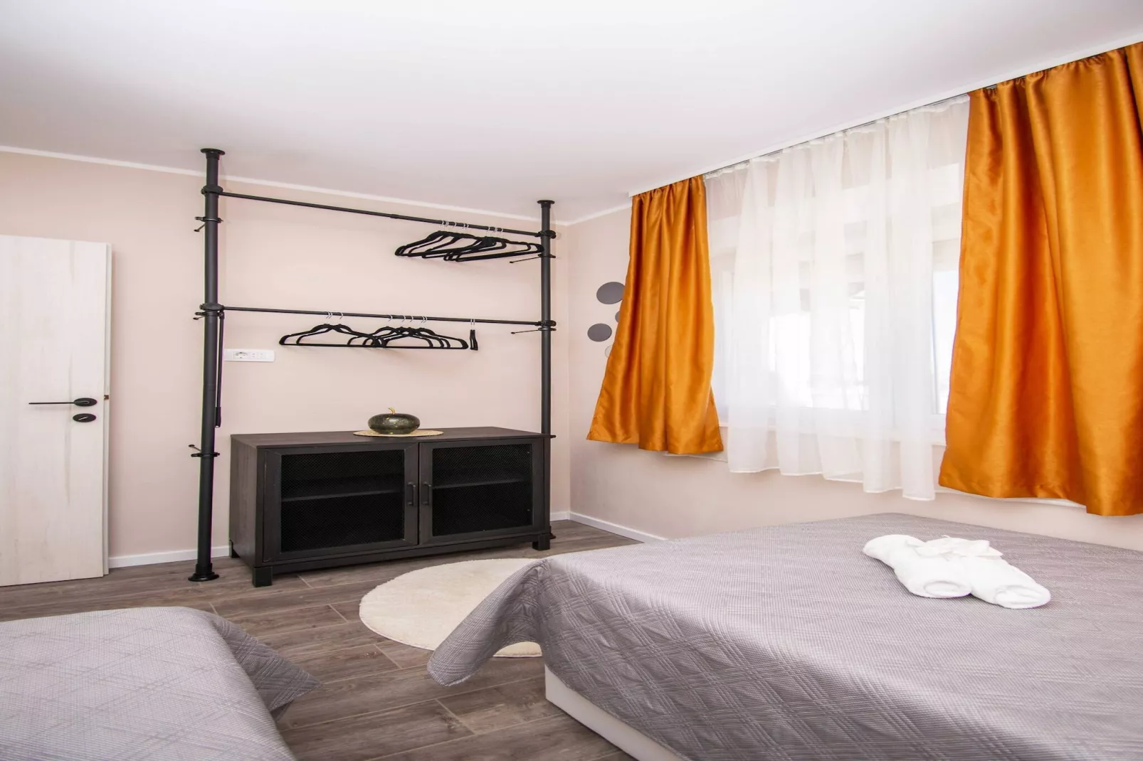 Garden Boutique Apartments - Diora-Schlafzimmer