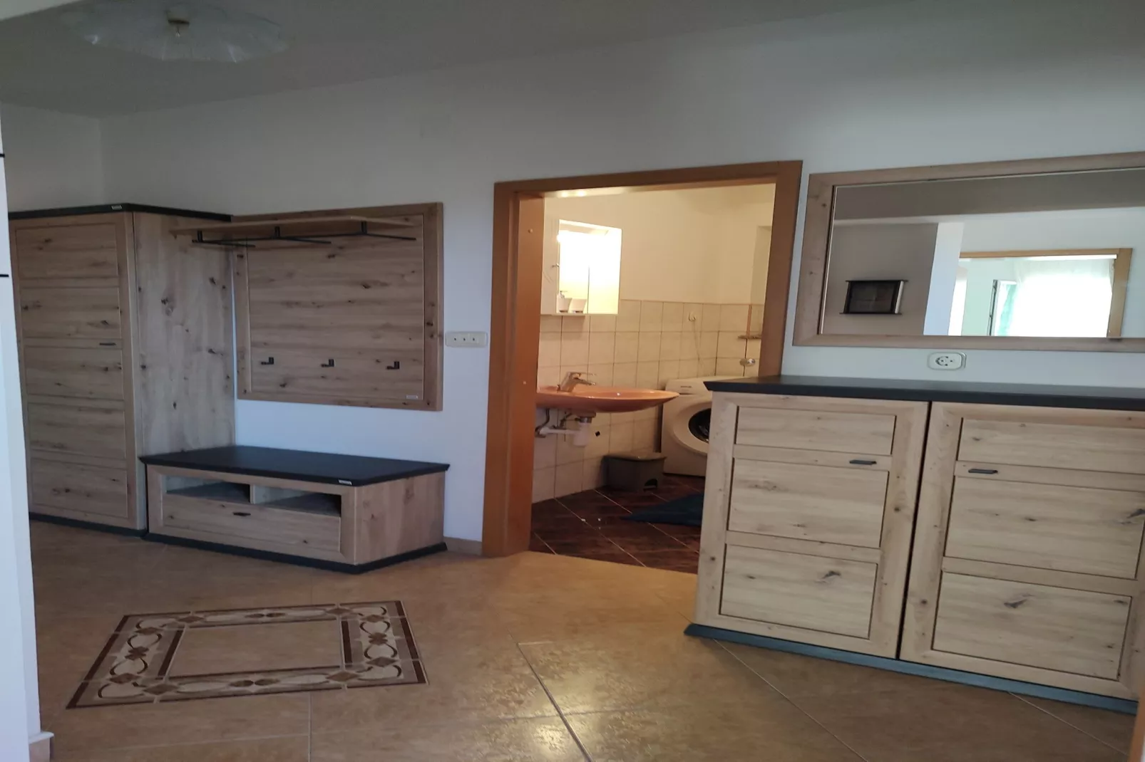 Apartment Lemi - three bedroom apartment-Bathroom