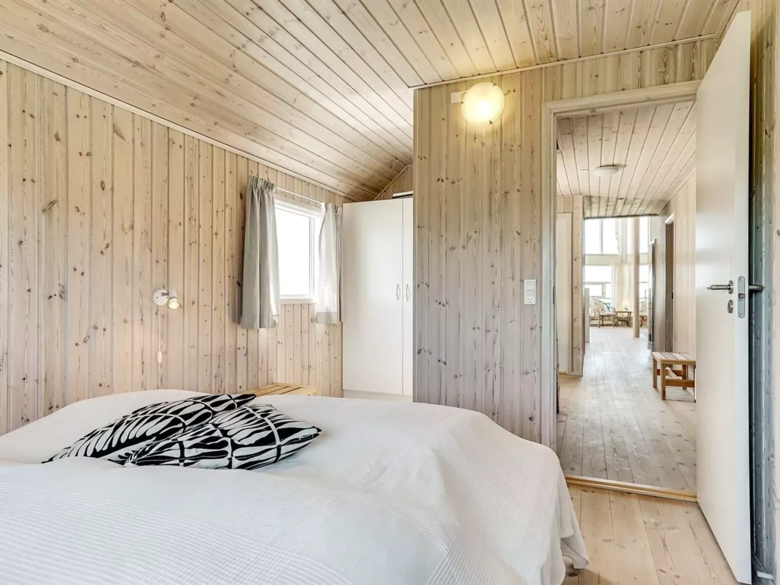 "Tilje" - 80m from the sea-Inside