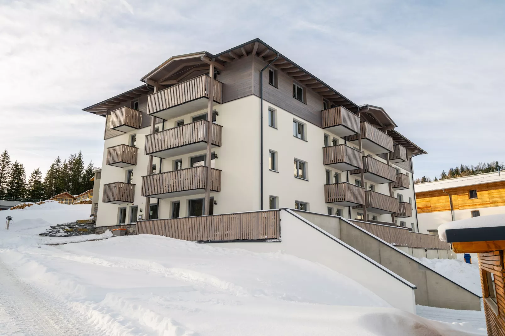 Penthouse Two-bedroom Apartment – KA2P-Exterior winter