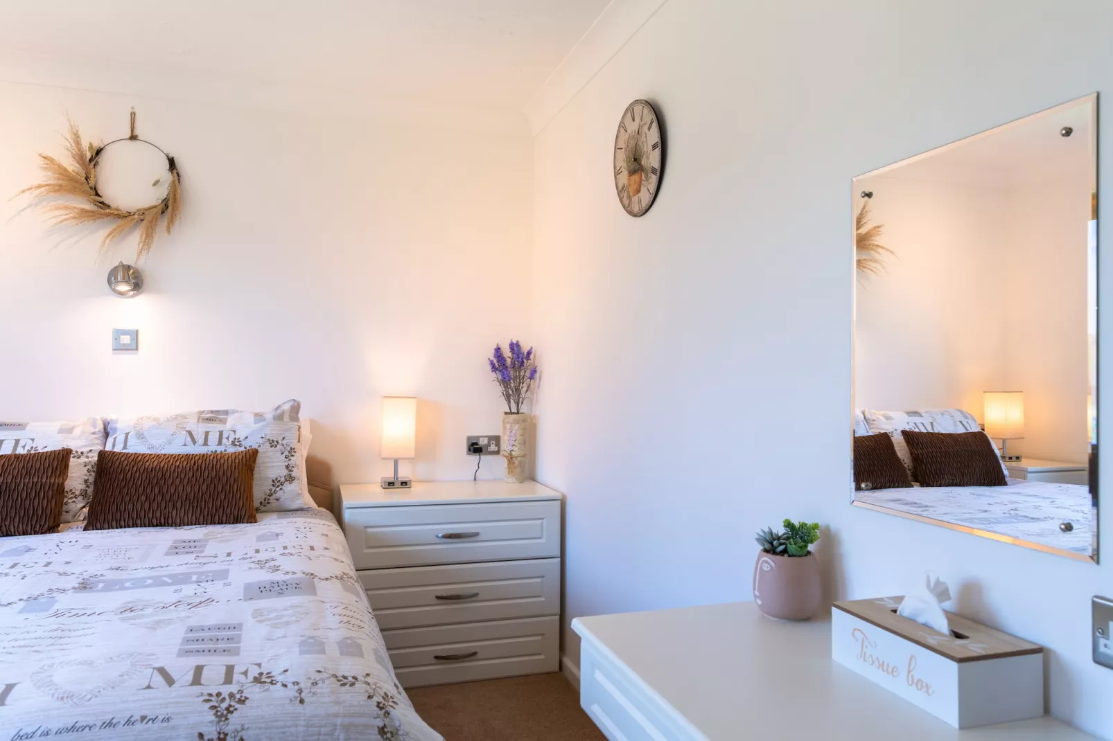 Serendipity Lodge-Bedroom