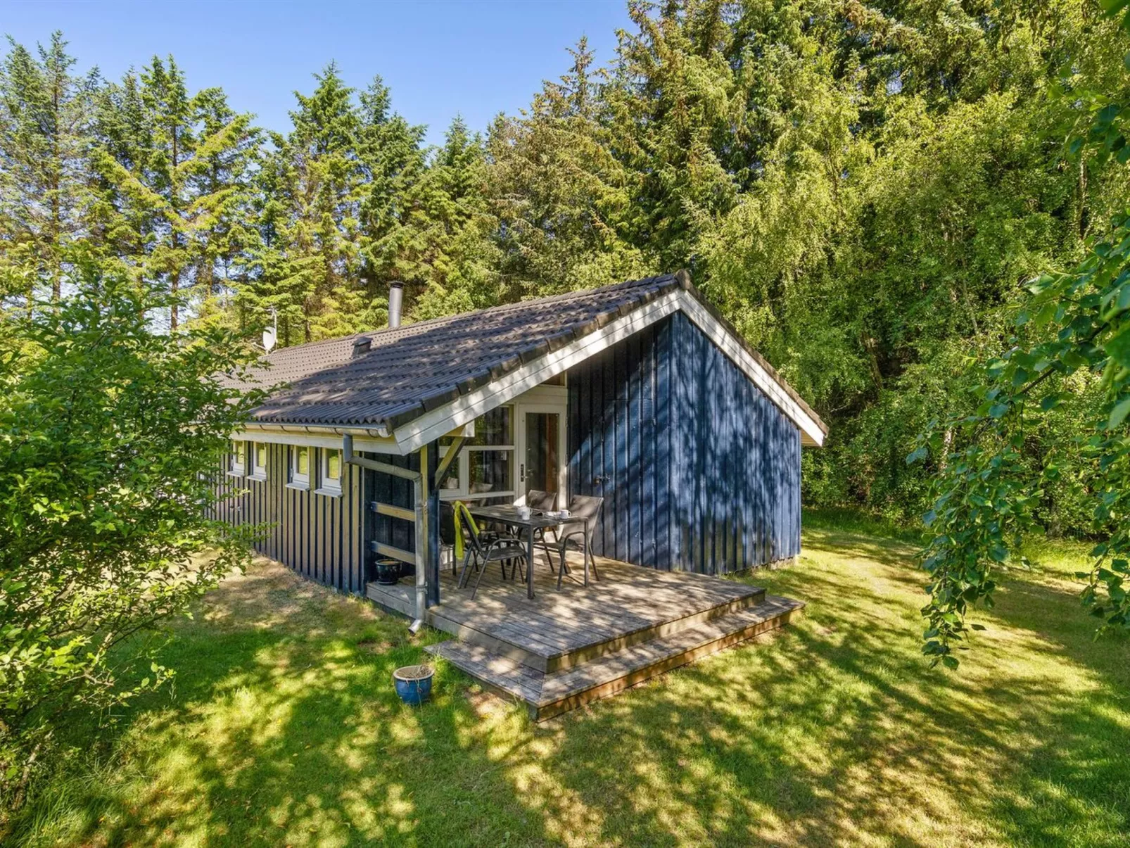 "Alwin" - 2.5km from the sea-Dehors