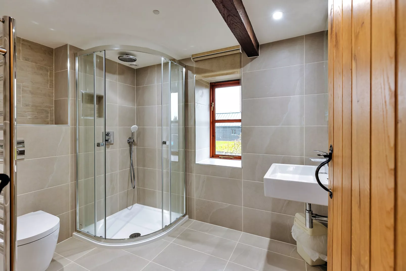 The Walton-Bathroom