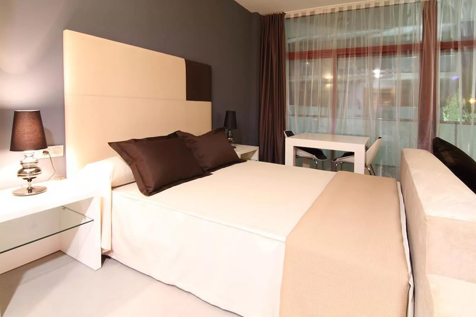 APOLO SUITES RENTALMAR 2/4-Schlafzimmer