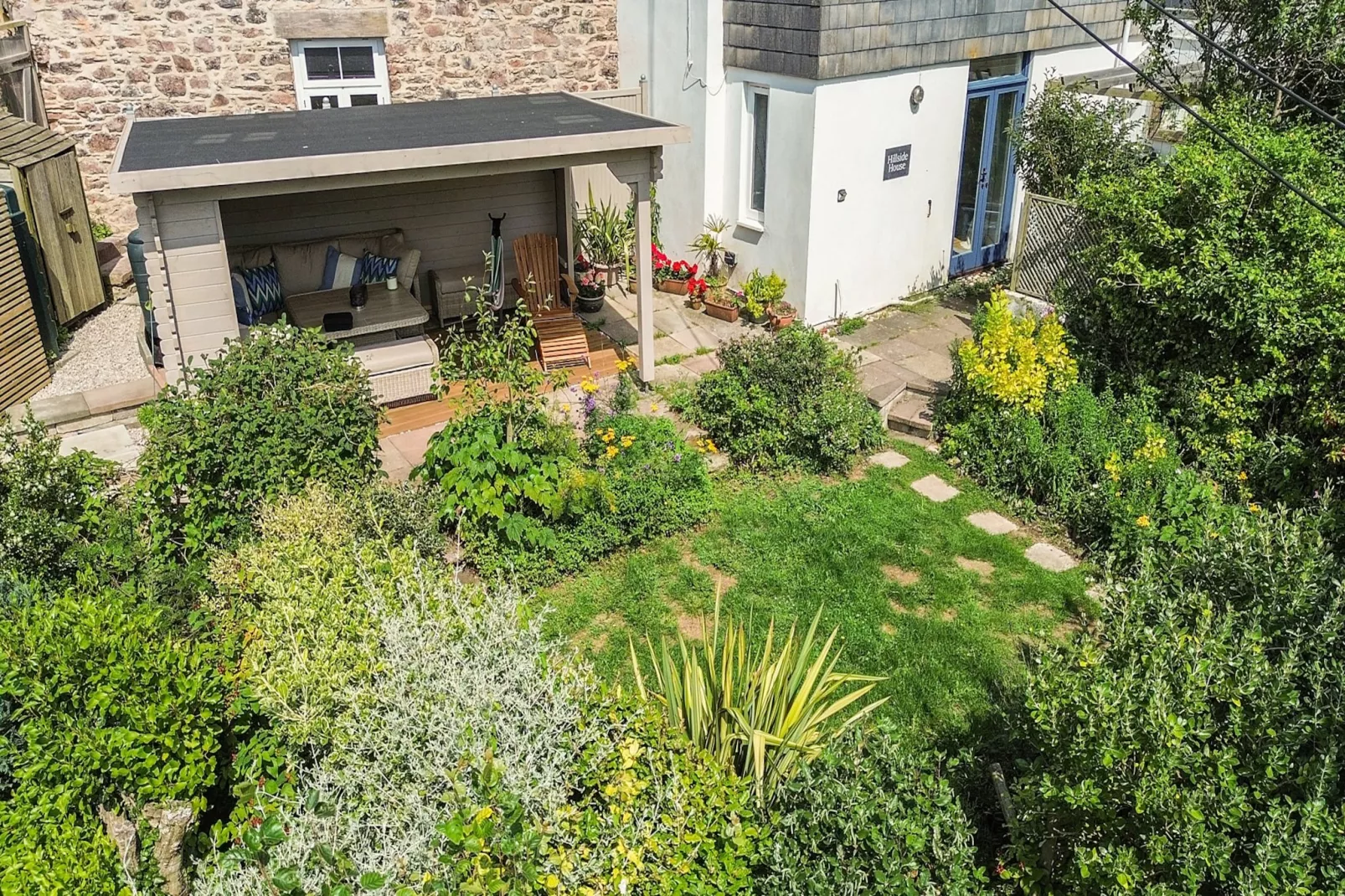 Hillside, Kingsand-Gardens summer