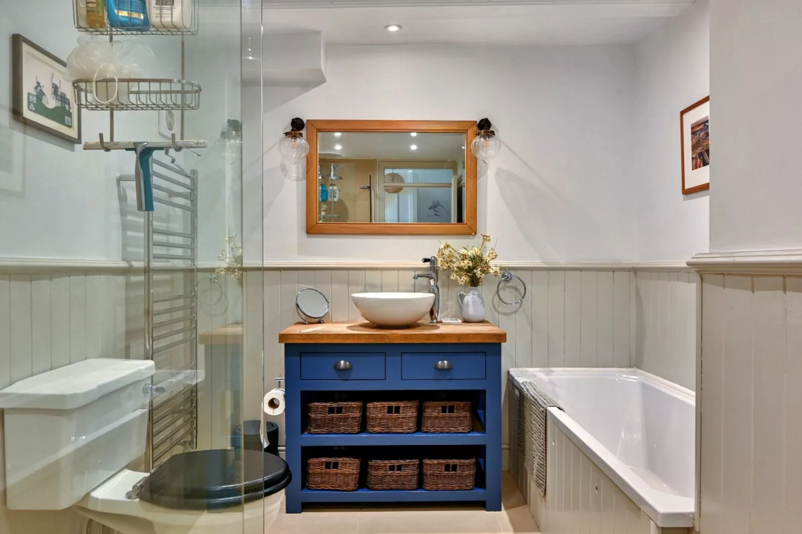 123, High Street-Bathroom