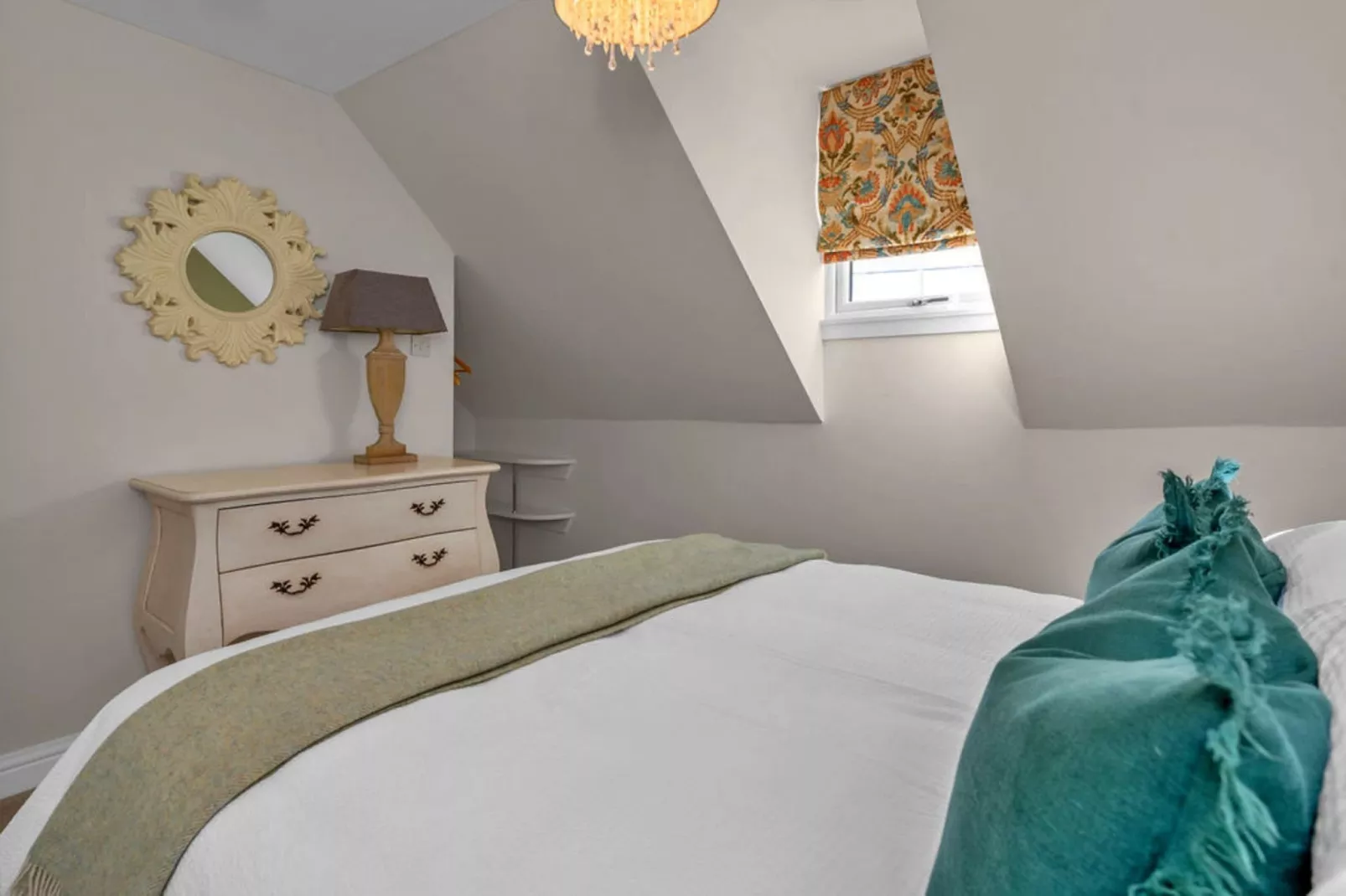 Woodman's Cottage-Bedroom