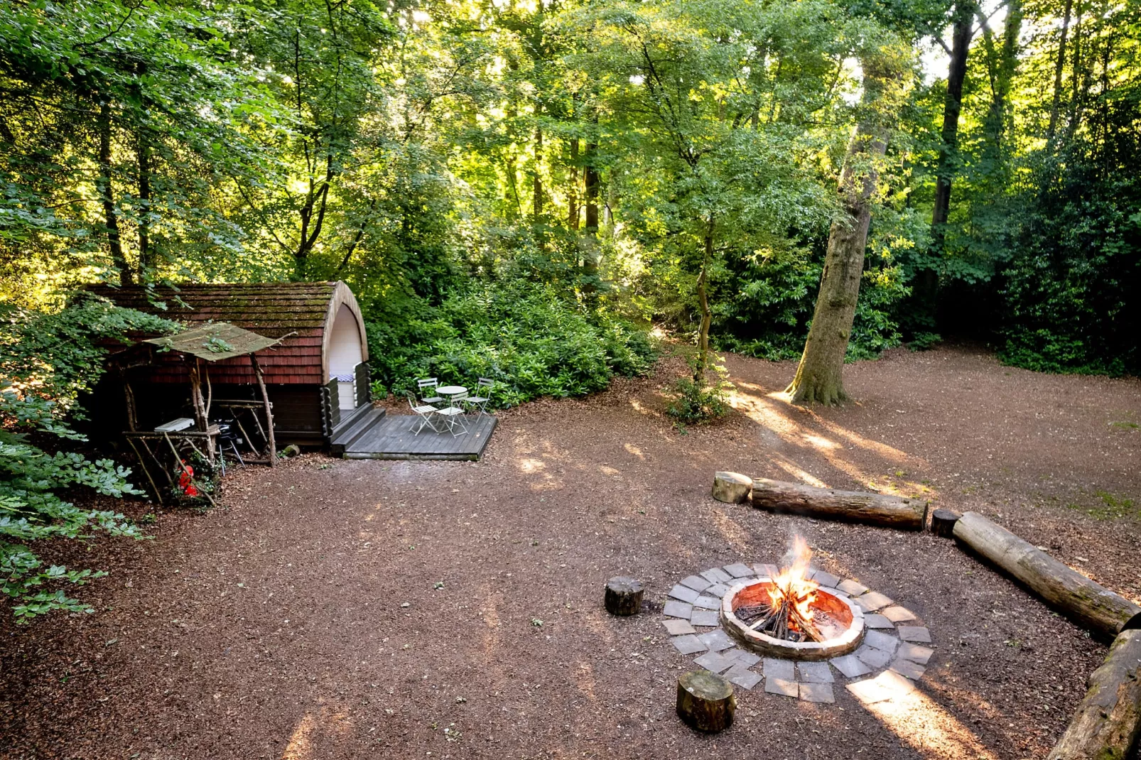 Daisy Glamping Pod-Outdoor