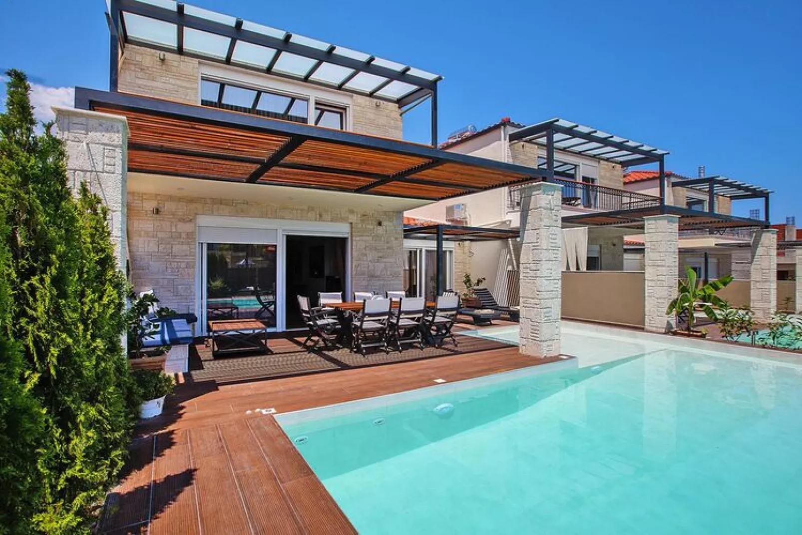 Holiday homes Sunny Villas Resort and SPA Chanioti-EXCLUSIVE FAMILIY VILLA 4 BEDROOMS private pool-Schwimmbad