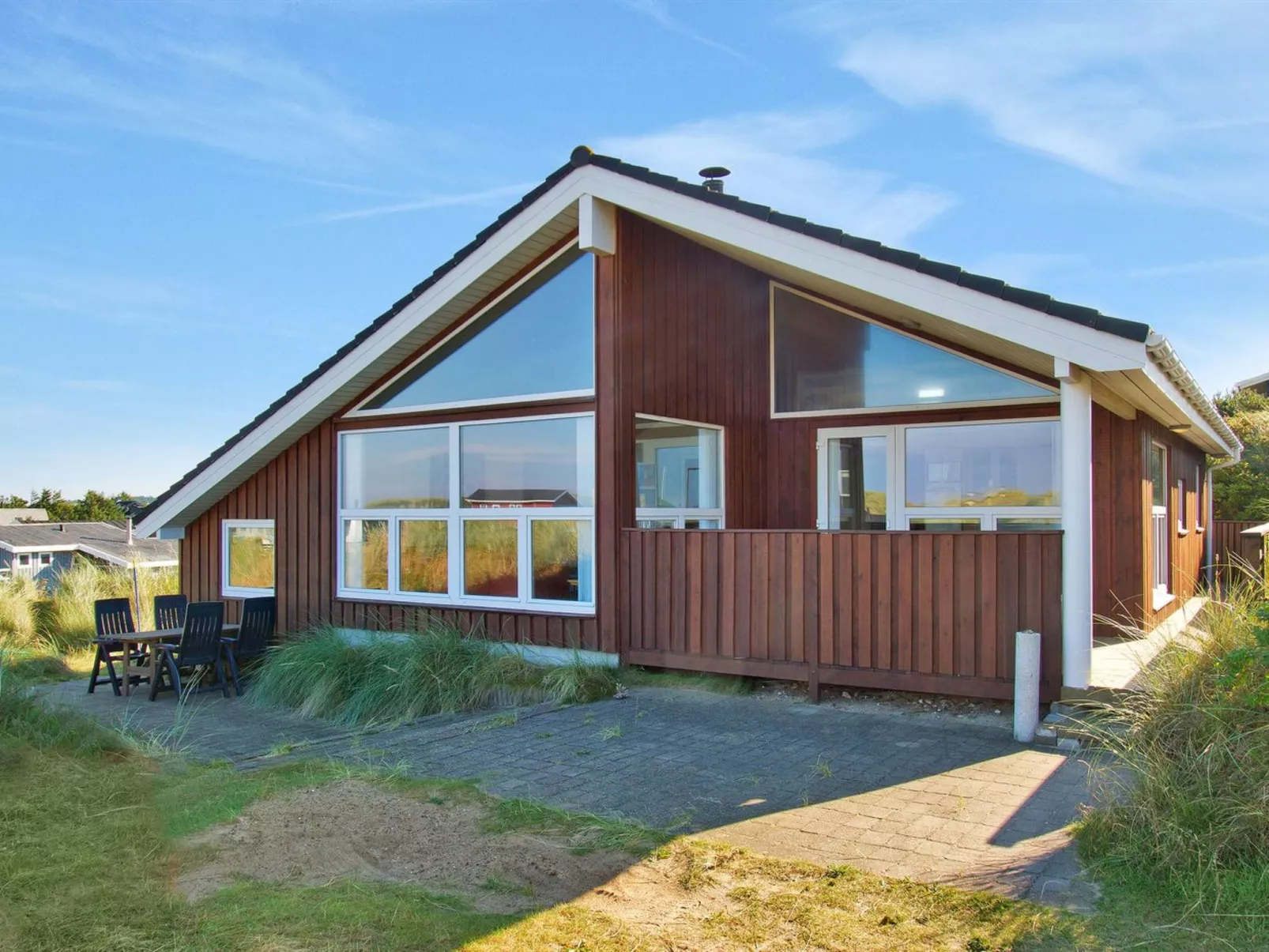 "Elni" - 350m from the sea-Draußen
