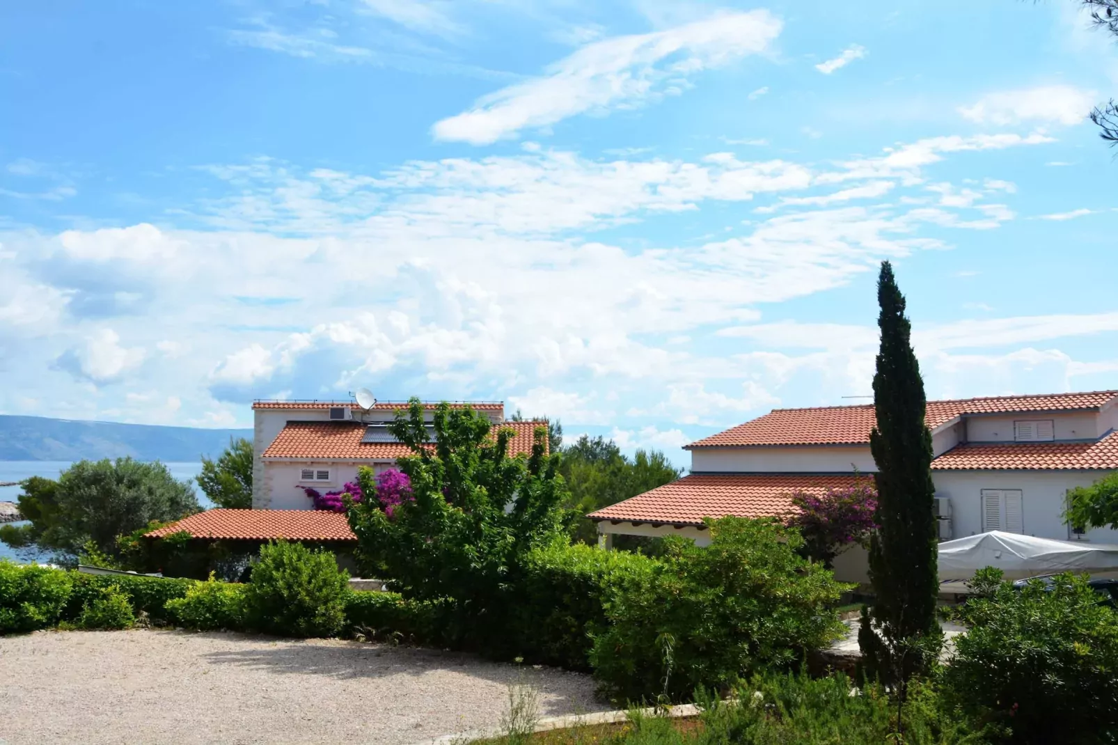 Blissful Bay Apartments Vrboska - One Bedroom Apartment with Balcony (owner Smokva)-Außenbereich