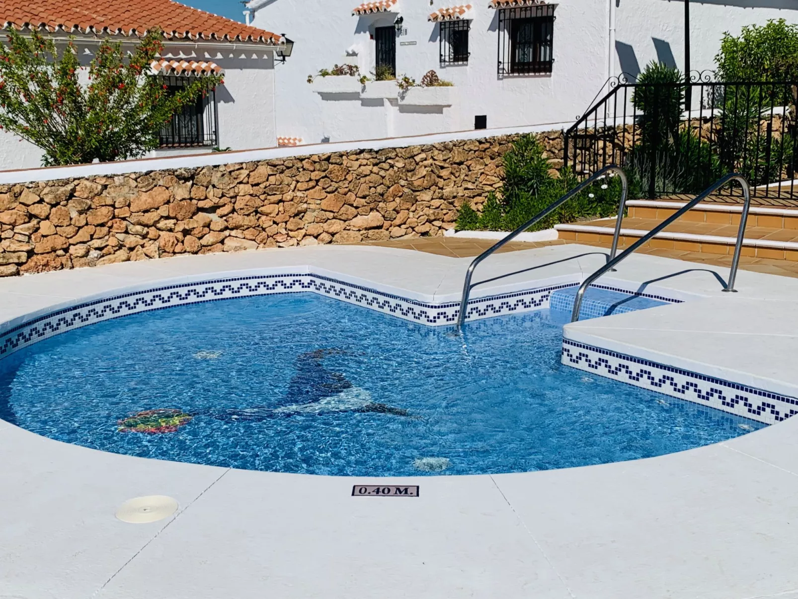 Los Geraneos de Capistrano-Outside