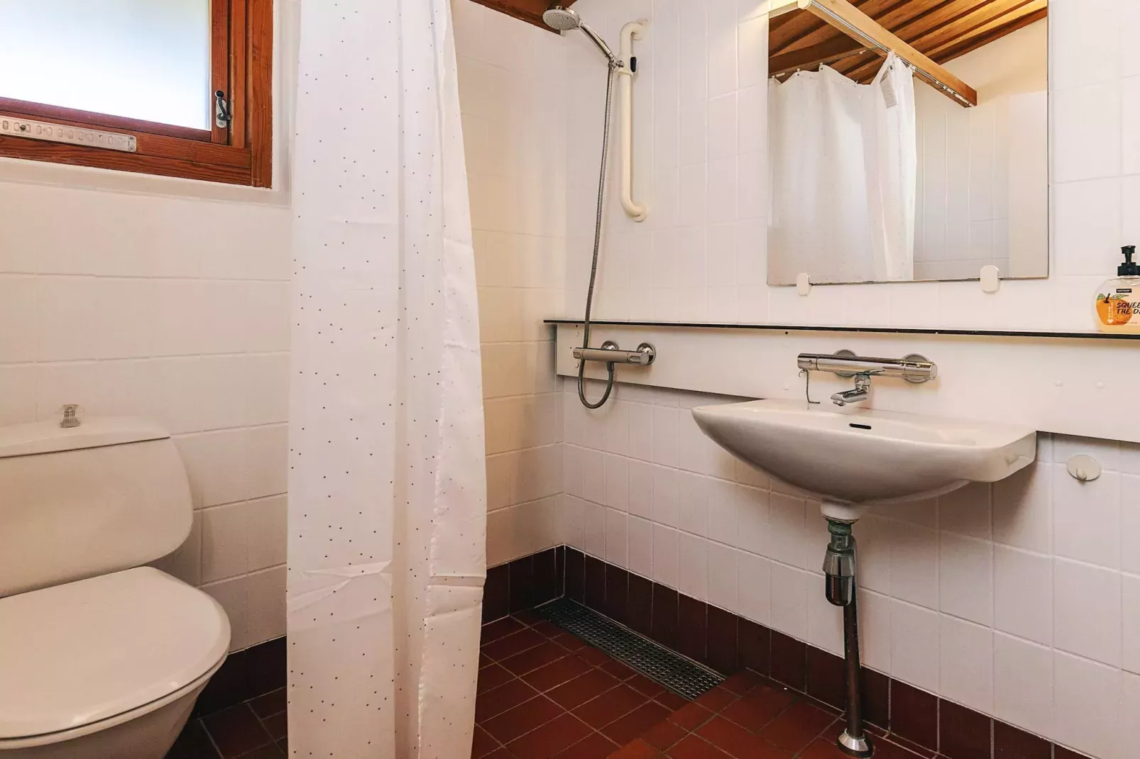 3 room,2 bathrooms,Standard-Innenbereich