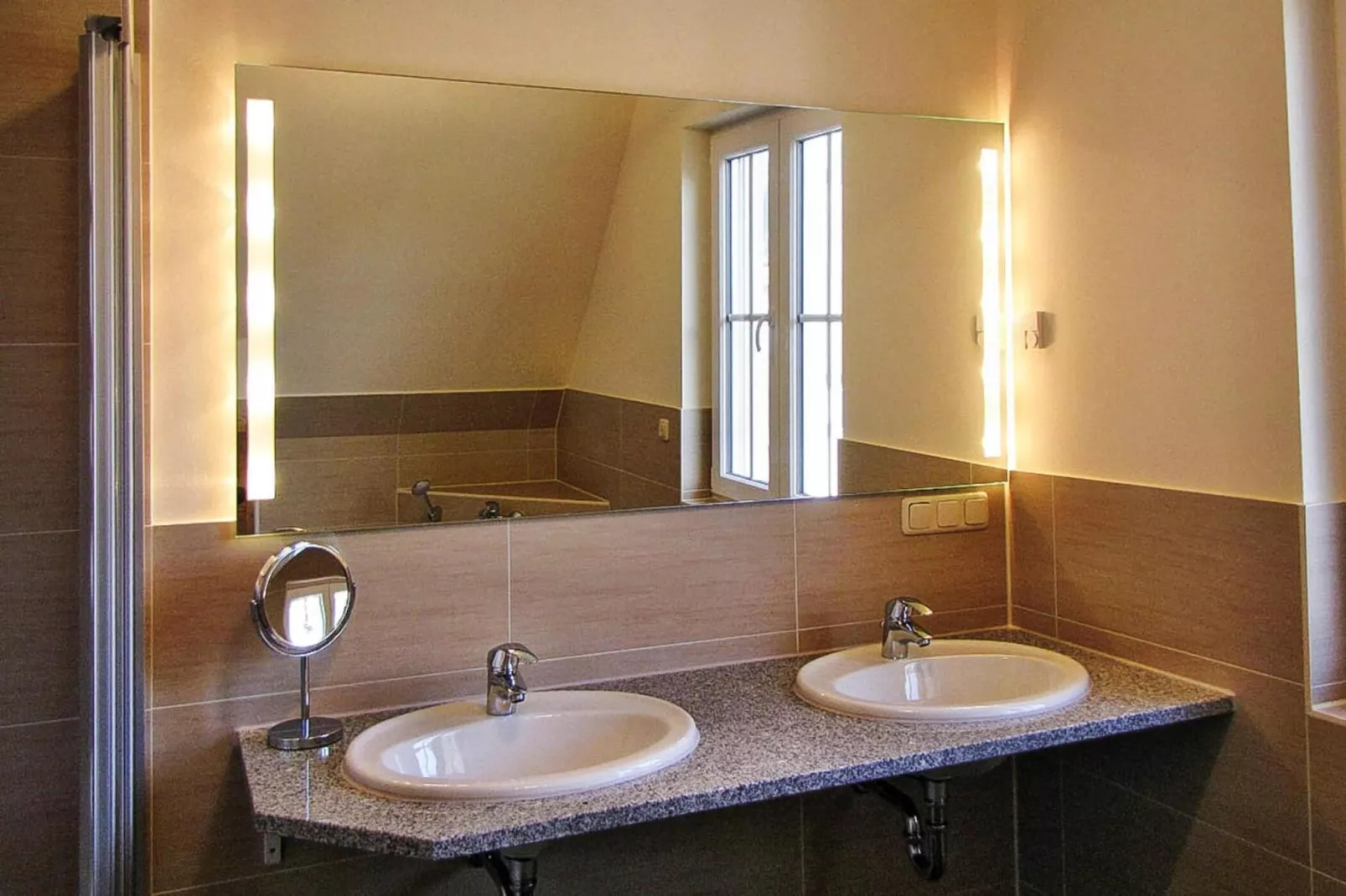 Ferienhaus Nachtigall in Glowe-bis zu 6 Pers-Bathroom