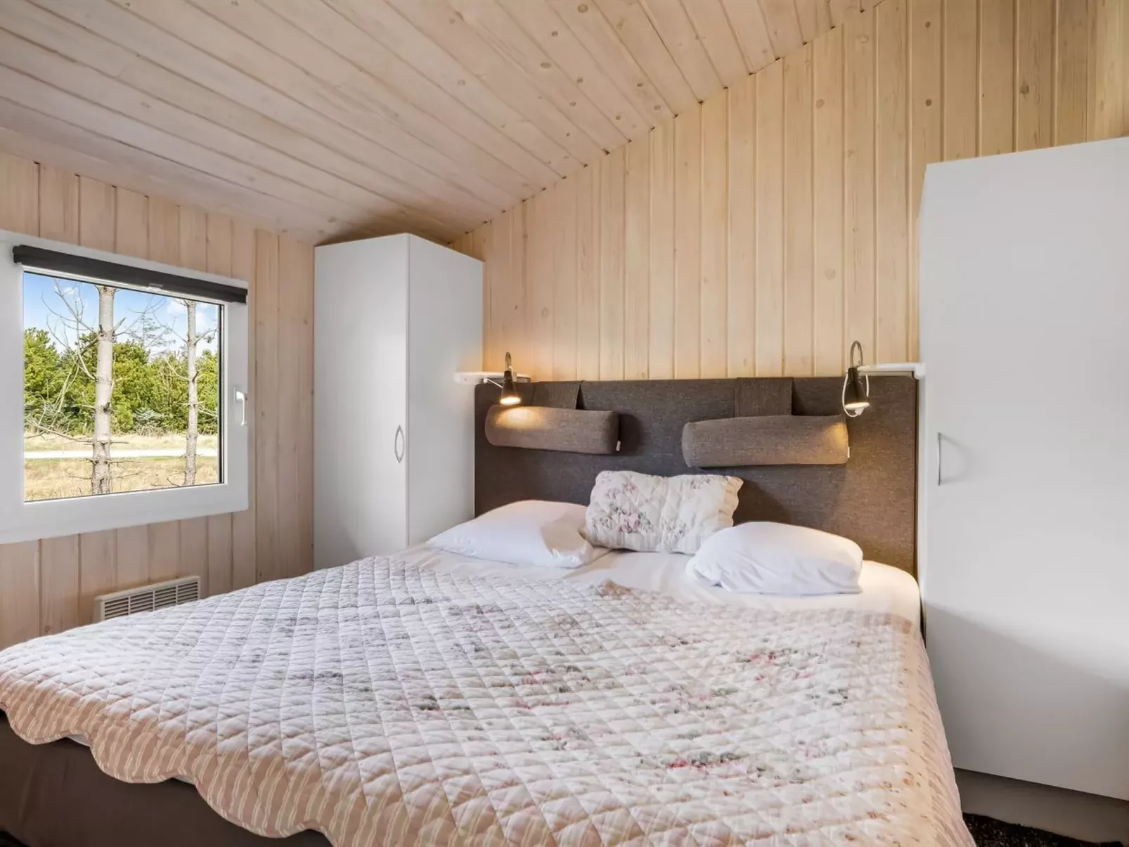 "Richardine" - 850m from the sea-Inside