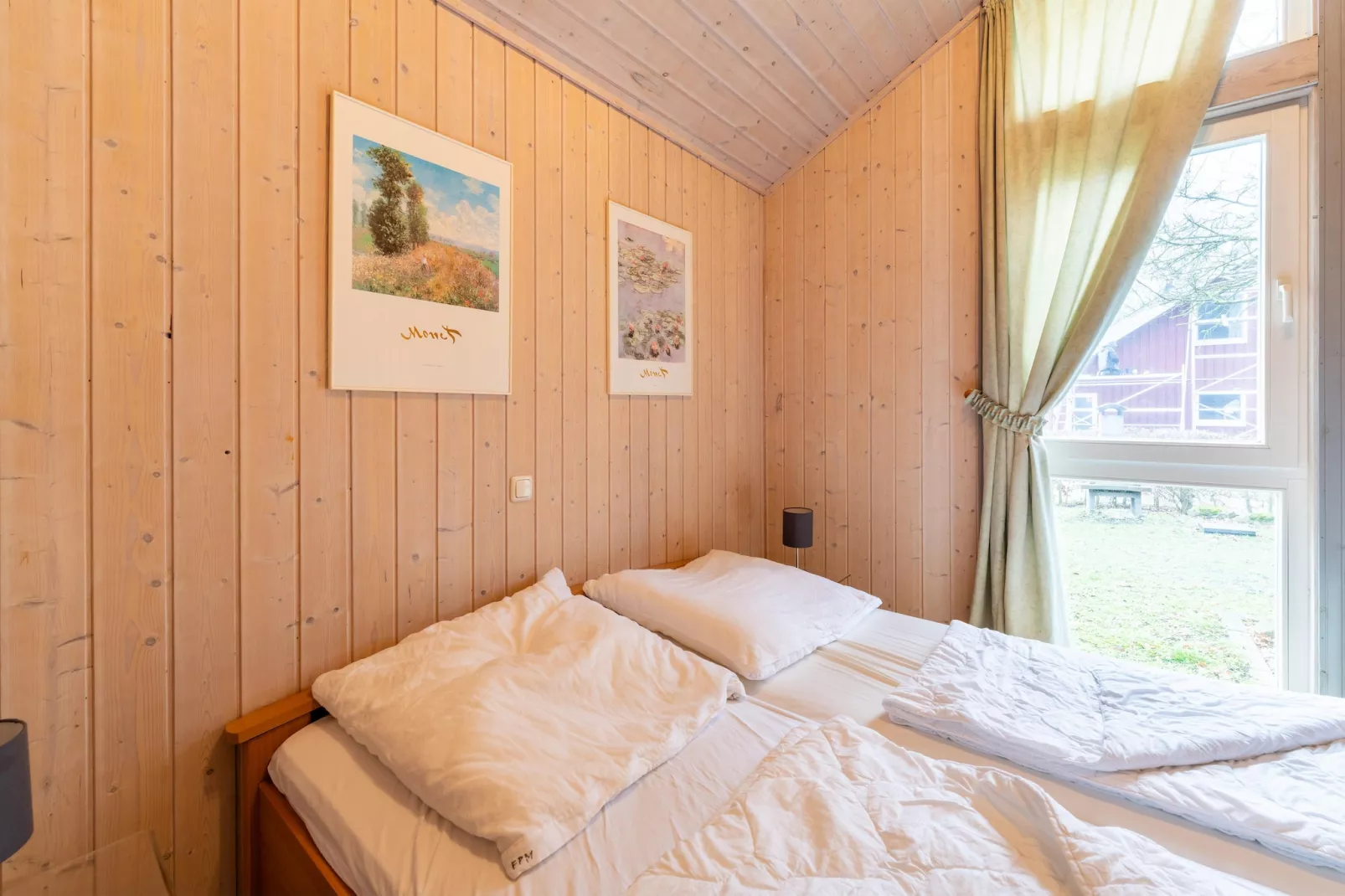 Kranich 244-Bedroom