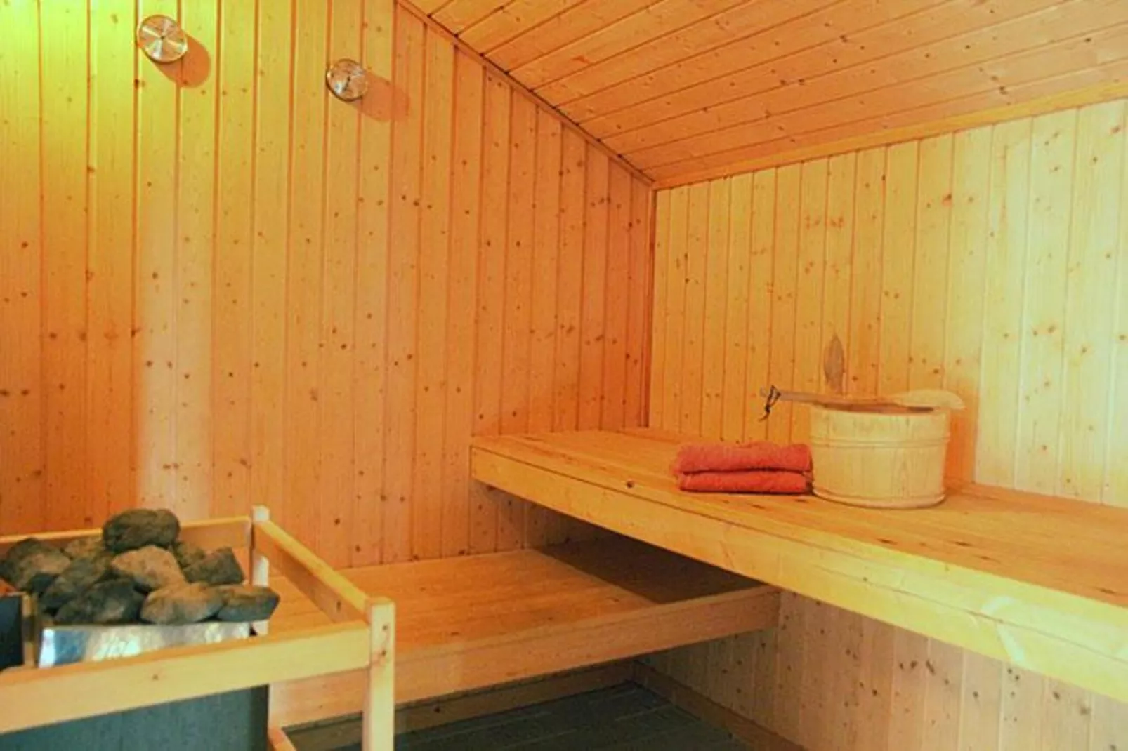 Reiher 25-Wellness