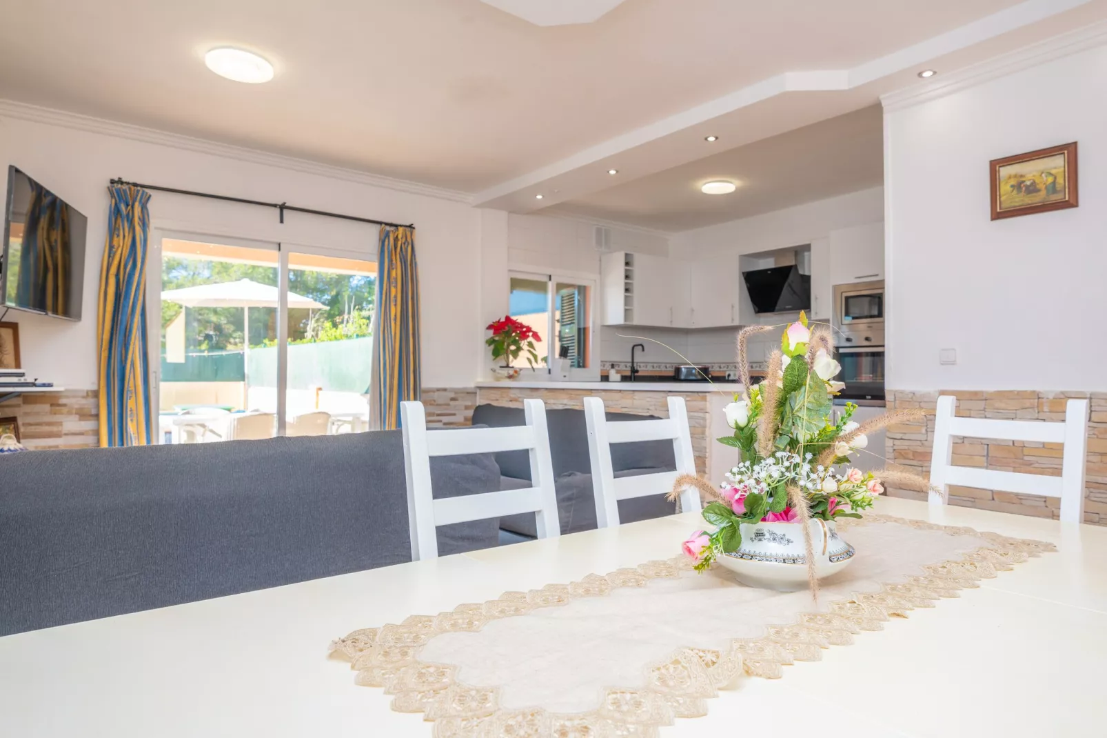 Casa Marcos-Dining room