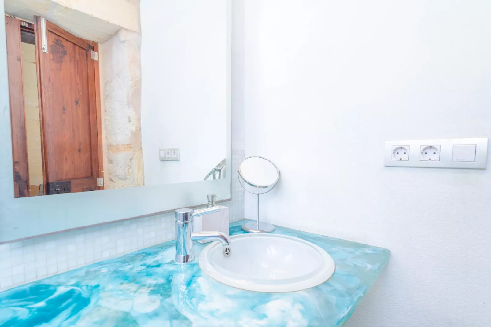 Sa Casa Vella-Bathroom