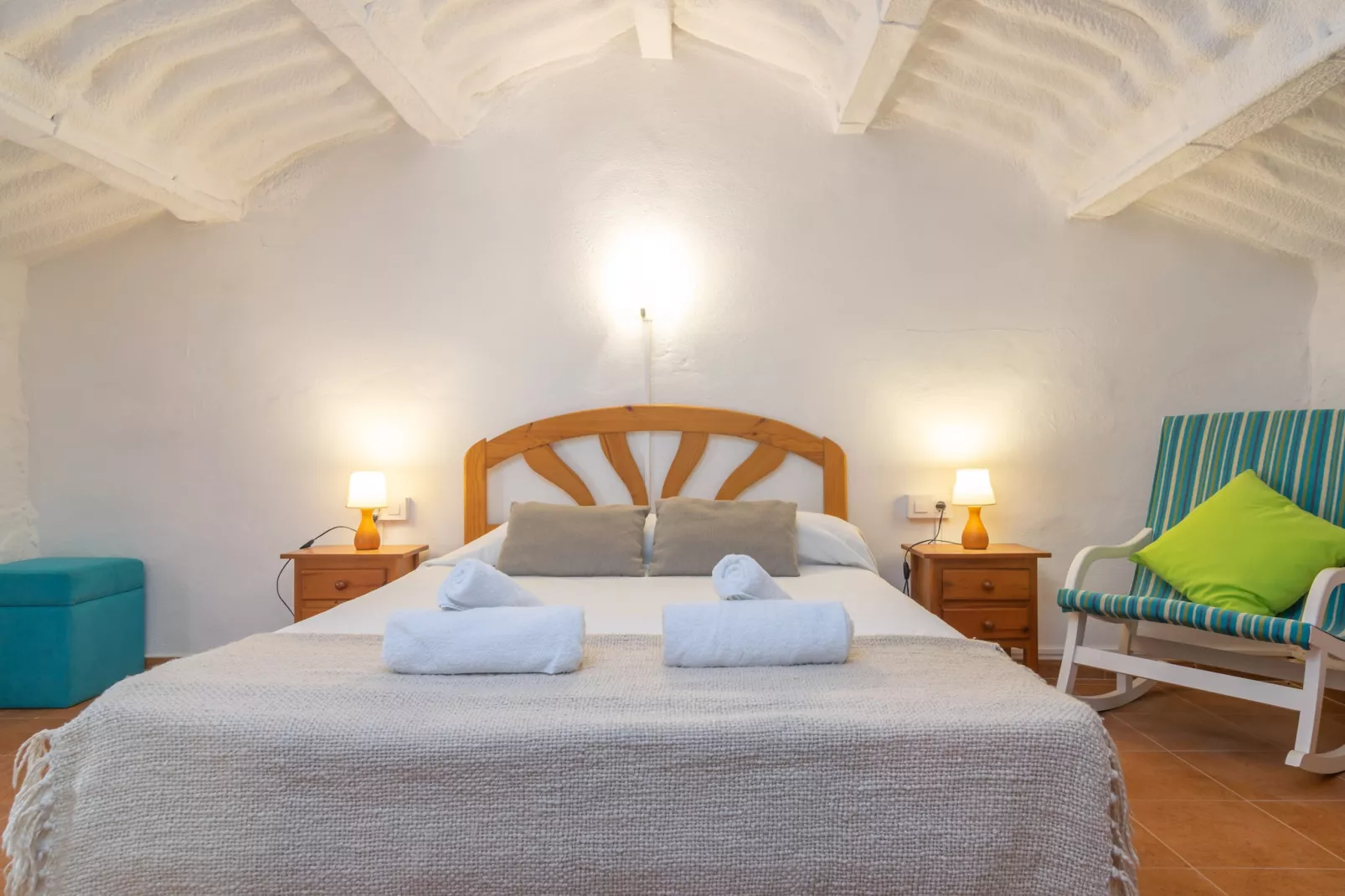 Casa Dina-Image-tags.