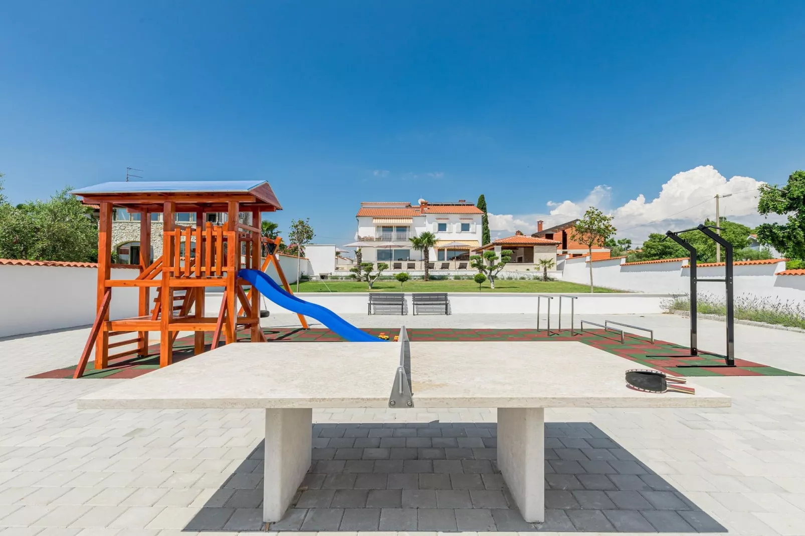 Villa Anela-Jardin d'été