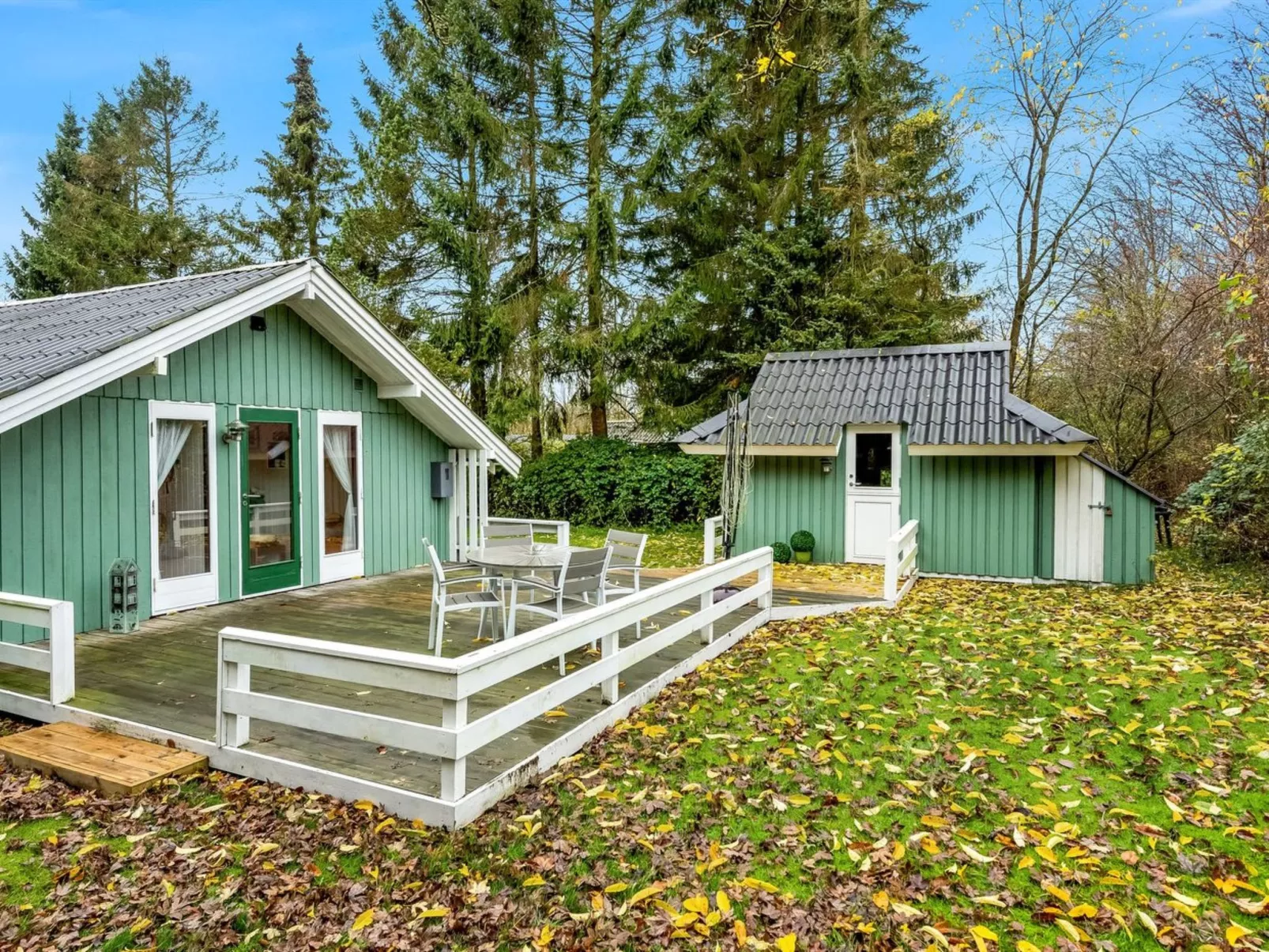 "Ung" - 30km from the sea-Draußen