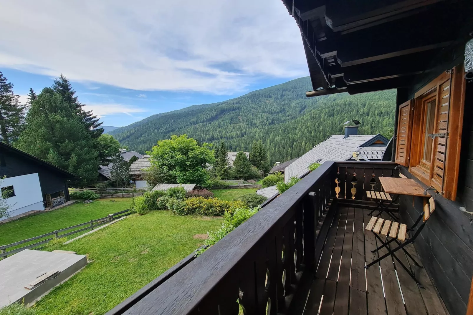 Chalet Mallnock-Terrace balcony