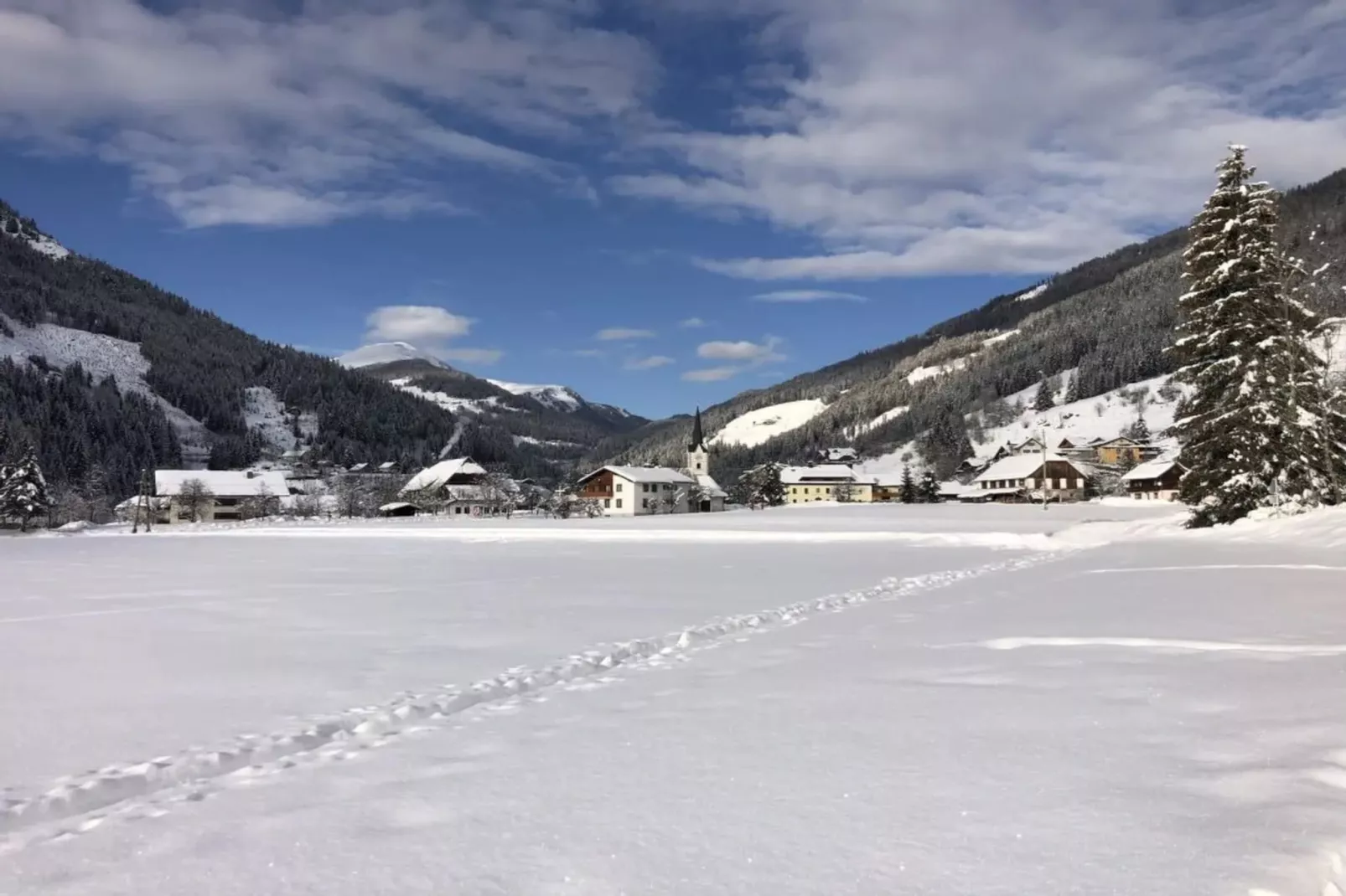 Felsenhütte-Außenbereich