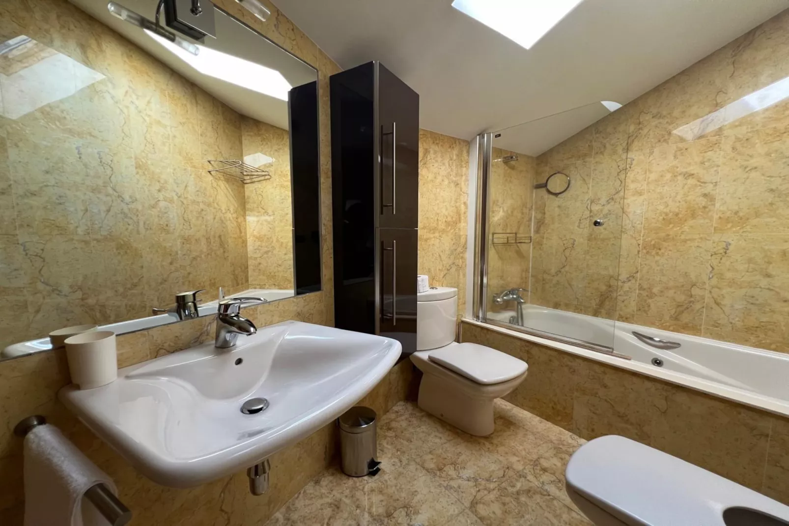 YourHouse Aldo Ourense Thermal-Bathroom