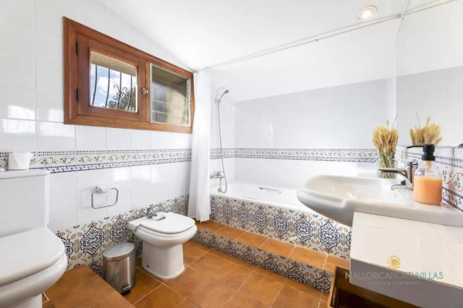 Can Avinent casa rural con todas las comodidades-Bathroom