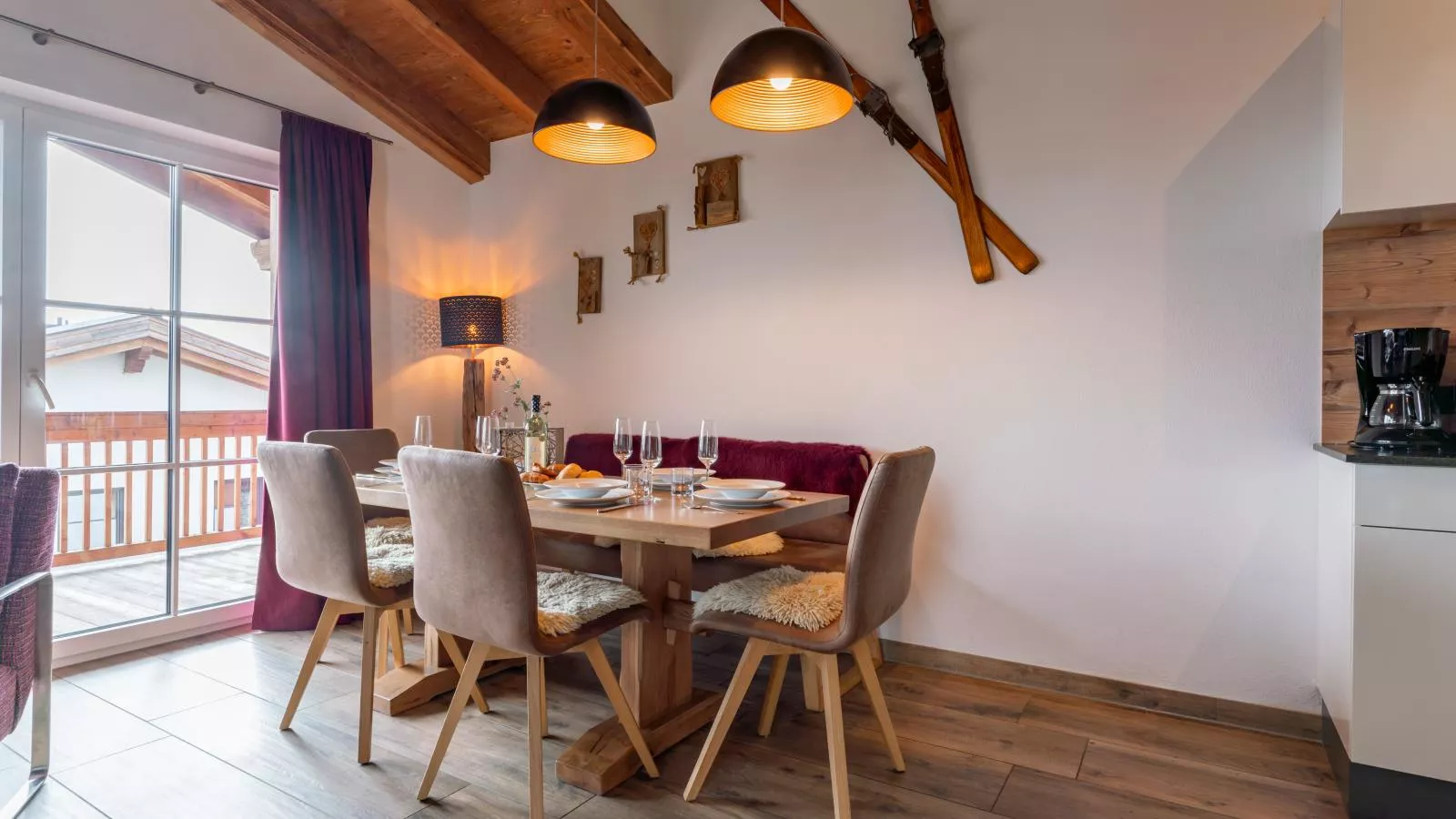 Tauern Suites Mitterwirt TOP 321-Esszimmer