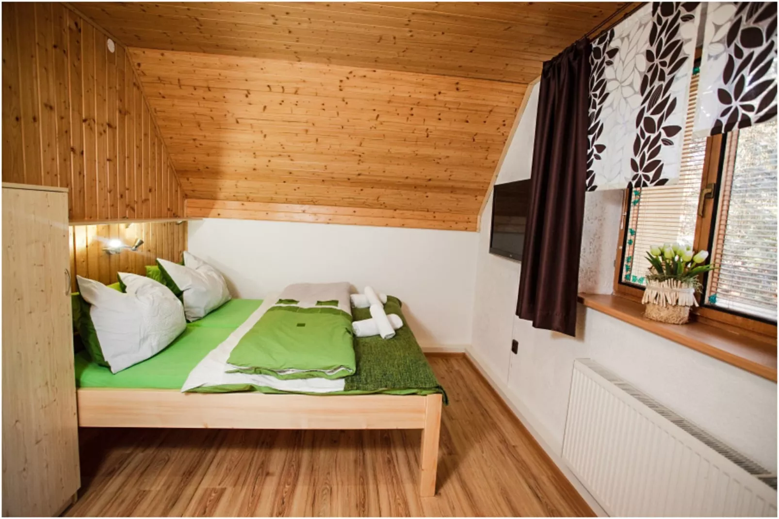Staré Hamry MOSL590-Schlafzimmer