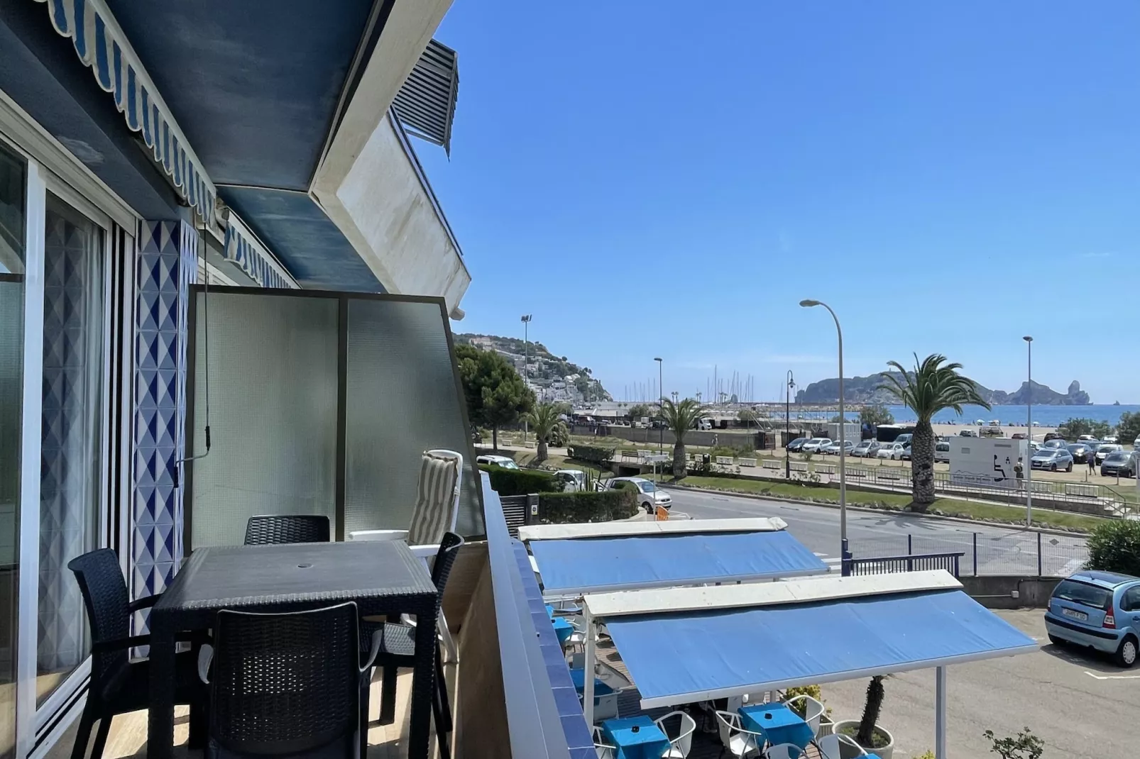CATALONIA 1-9-Terrasse