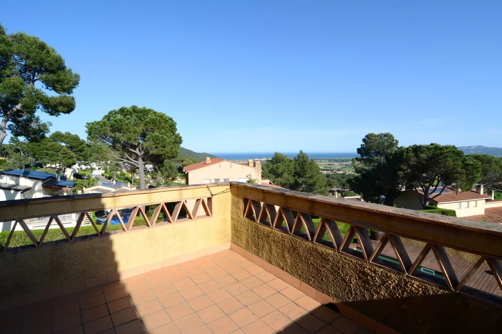 ANDORRA 1-Terrace