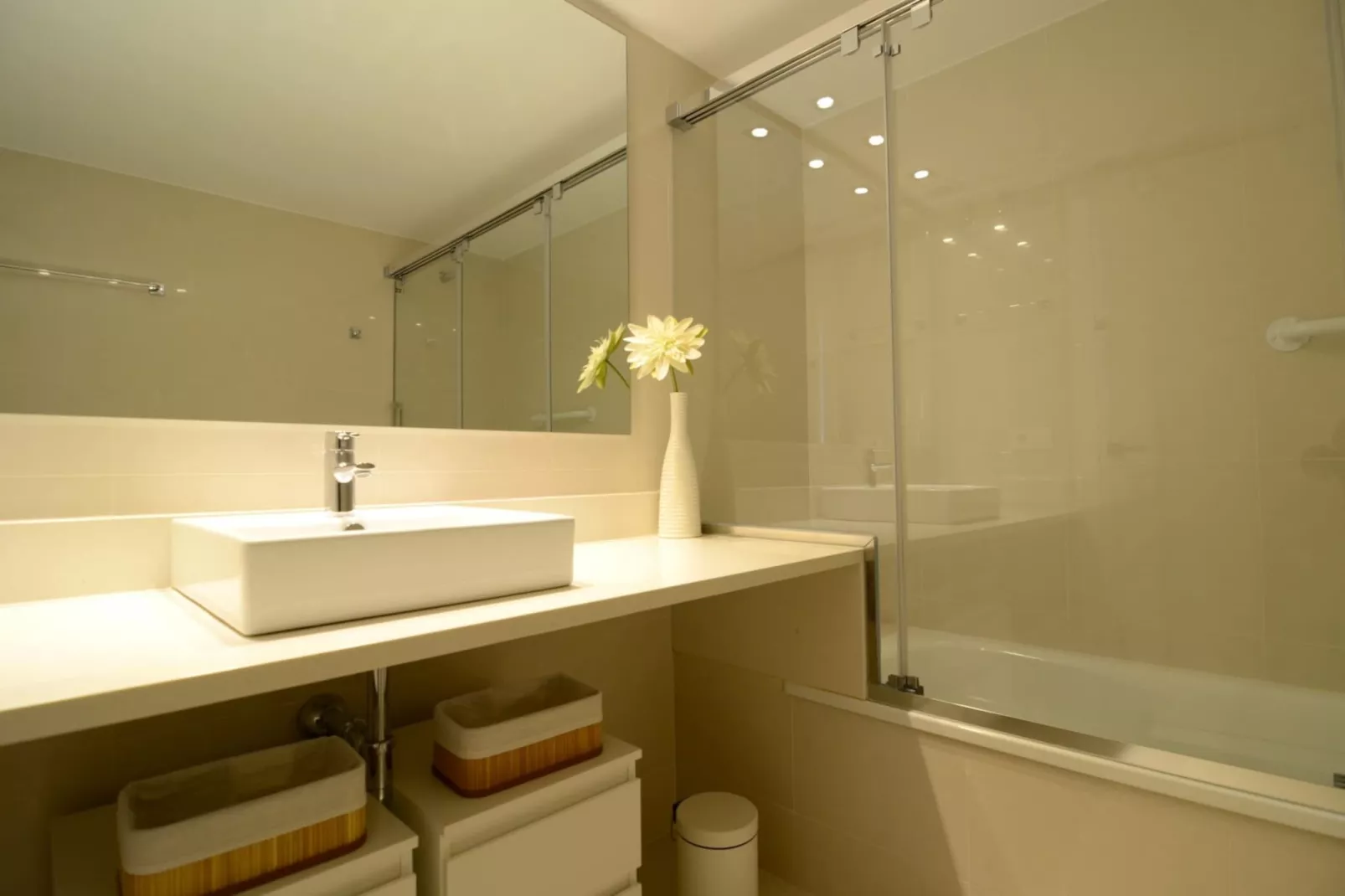 ESGLESIA 7-Bathroom