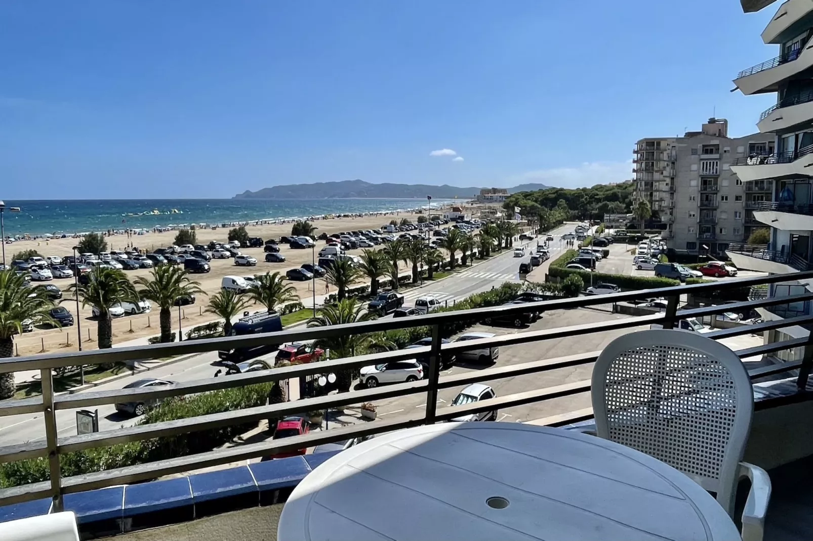 CATALONIA 3-9-Terrace