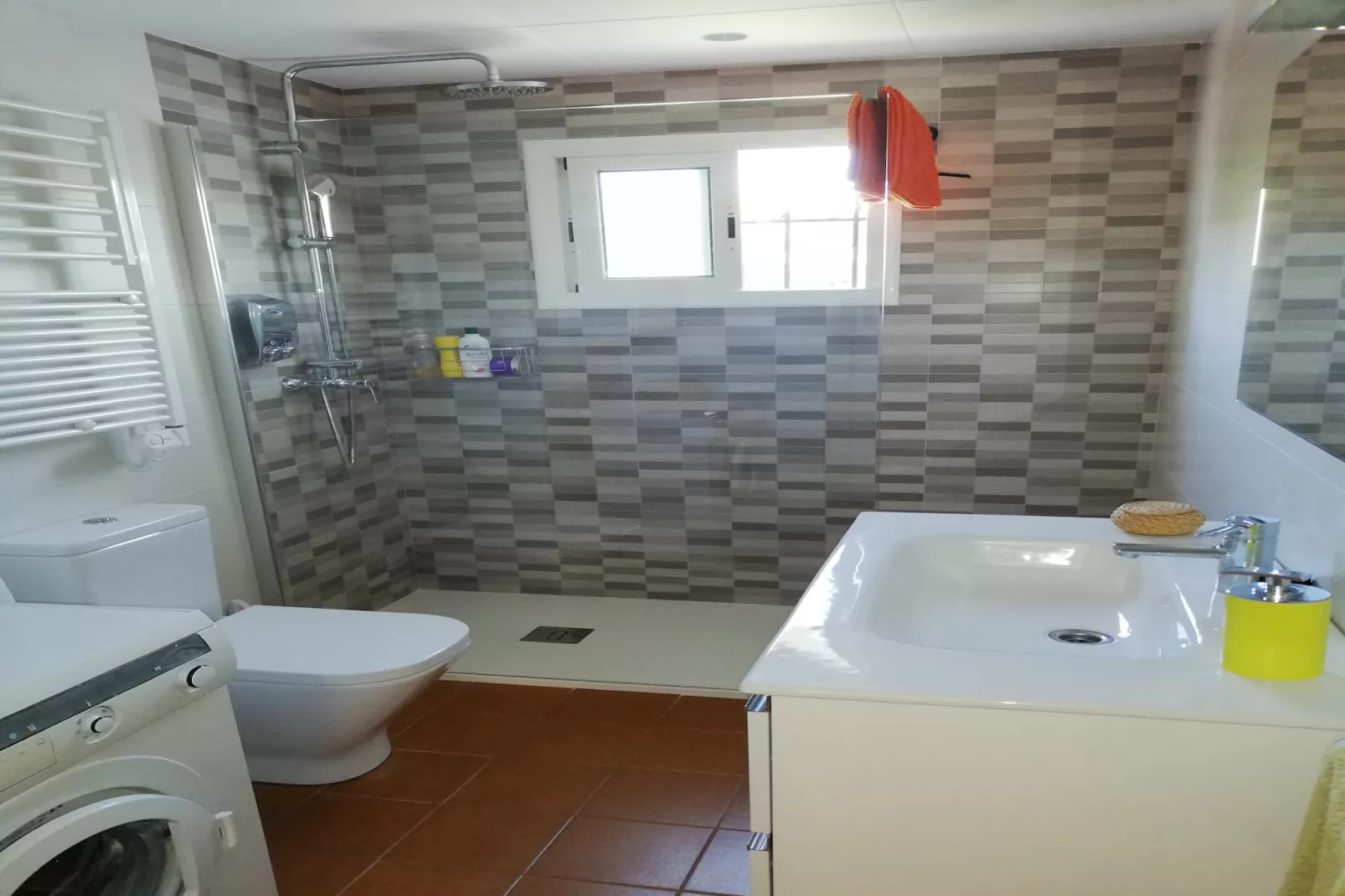 LES PALMERES 43-Bathroom