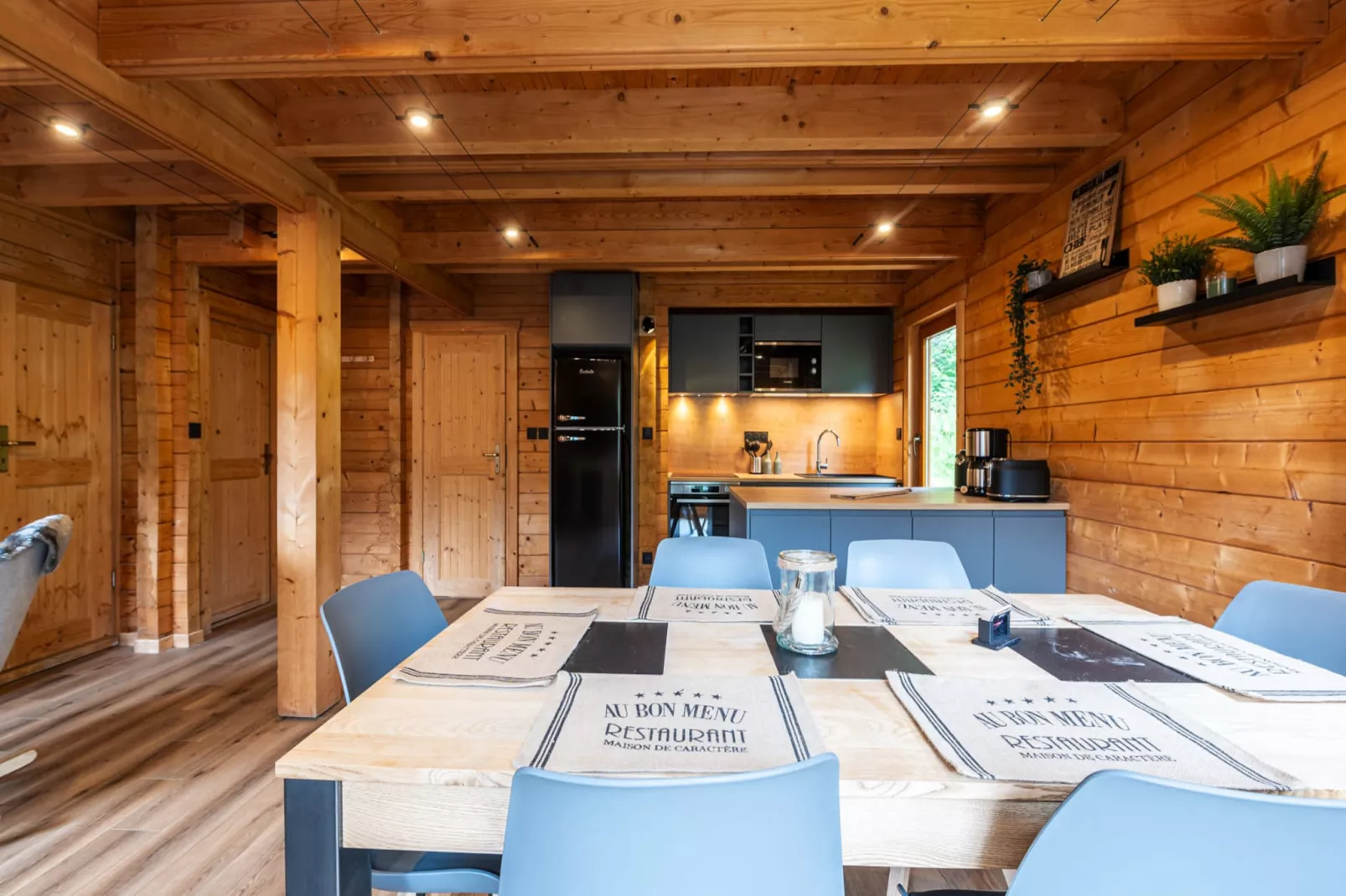 BOIS DE CHAMPELLE N°26 - 4P8-Living room