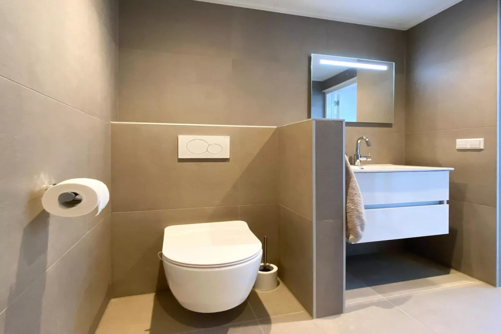 Belkmerduinen 27-Badezimmer