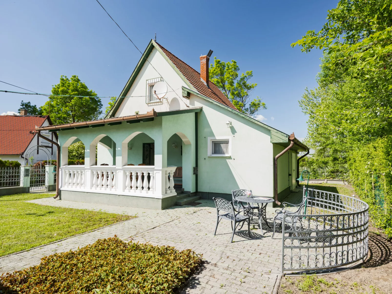 Green House-Outside