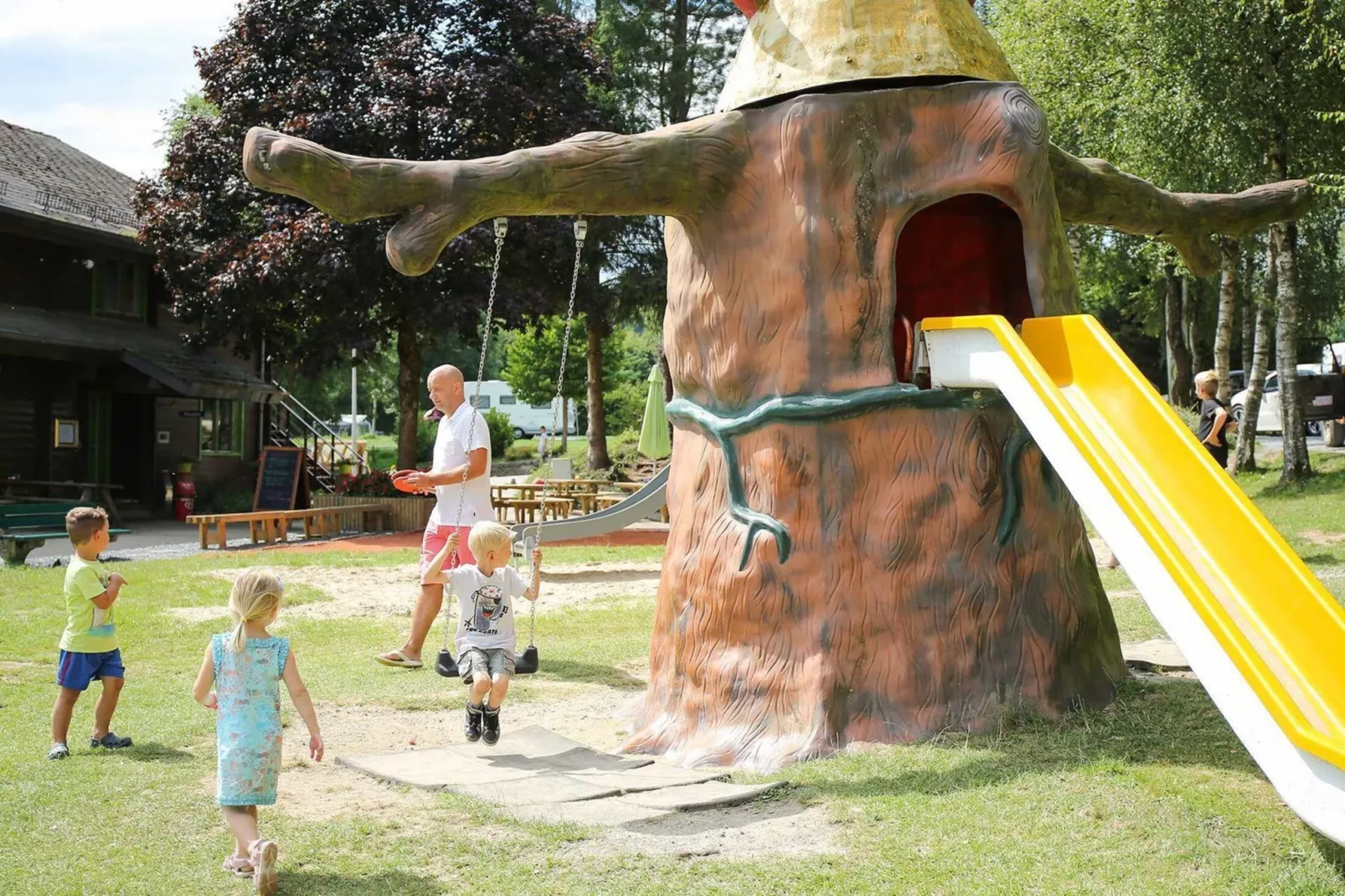 Stardust 40 Family Lodge-Areas summer 1km