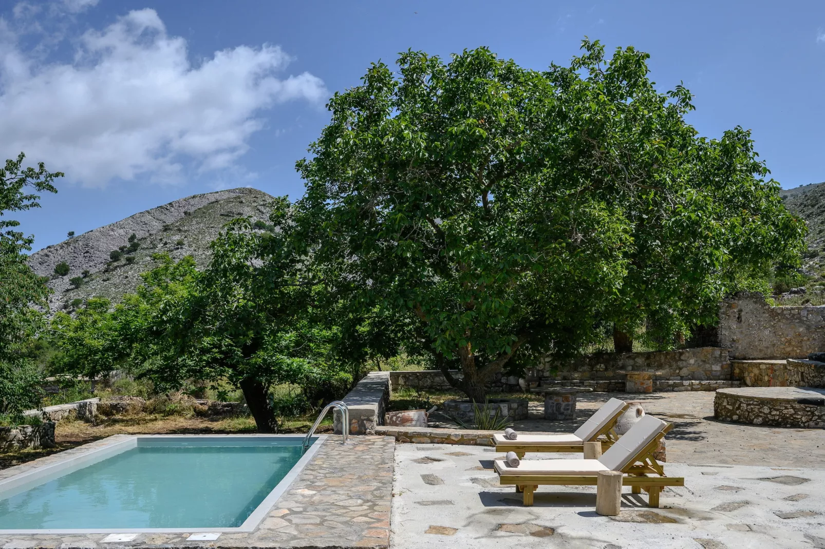 Nomas Home Imbros-Pool