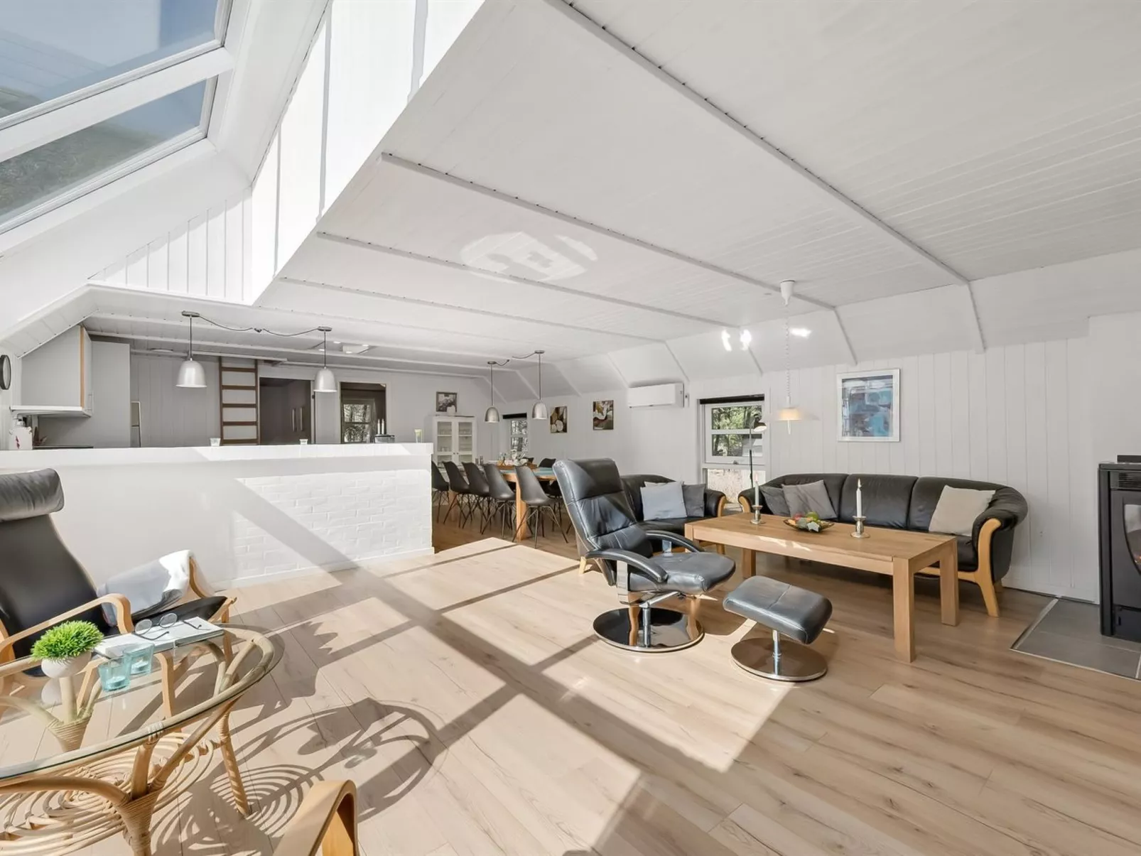 "Grep" - 700m from the sea-Inside