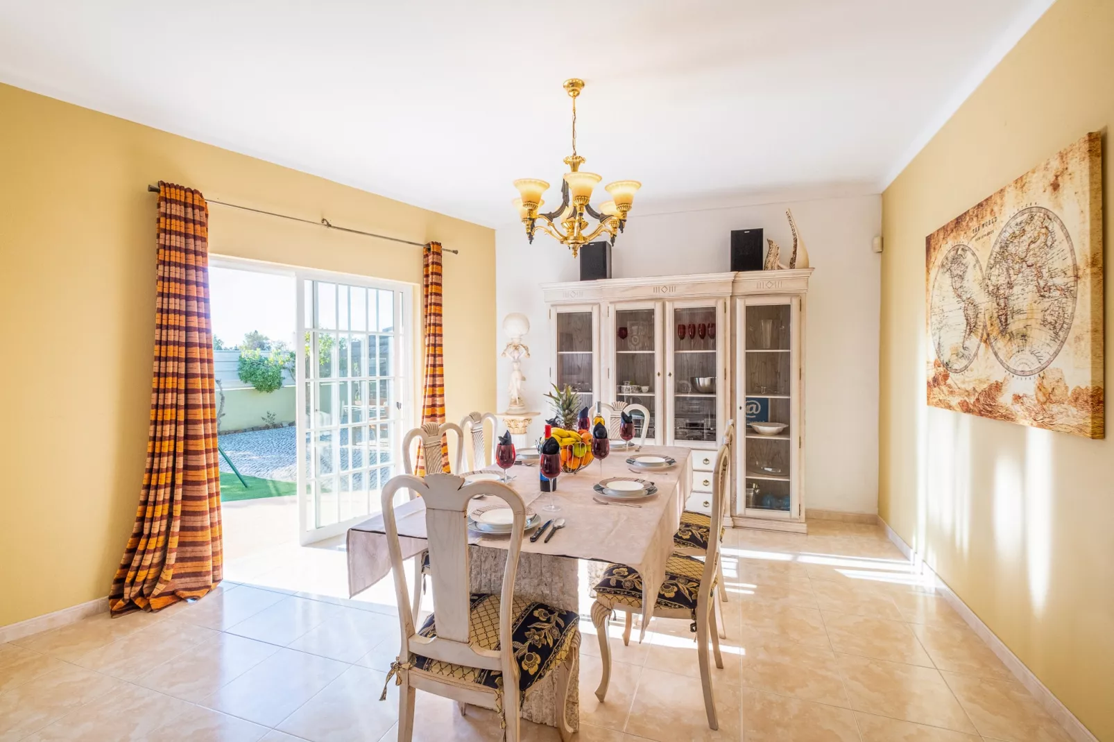 Villa San Juan-Dining room