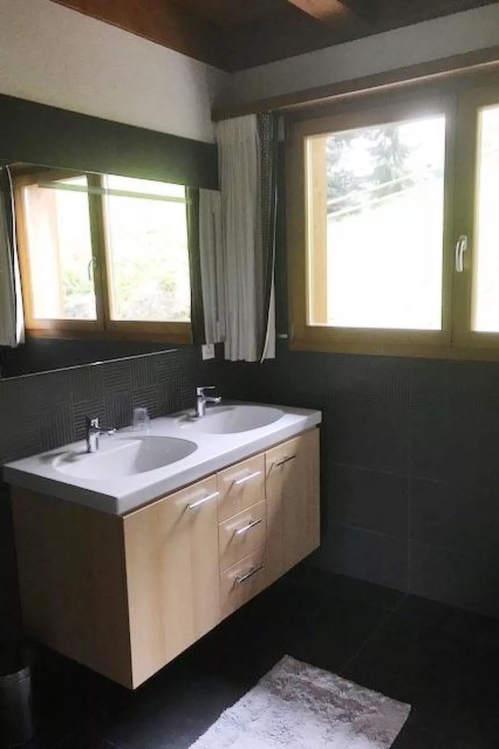 Nubes, Chalet-Dedans