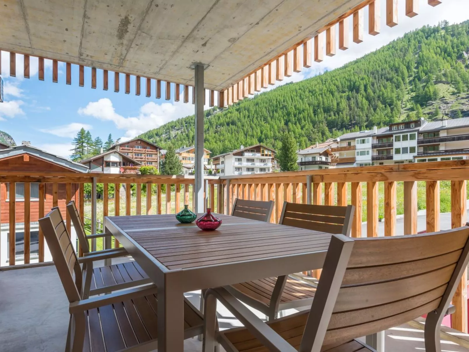 Montela Hotel & Resort - Holiday Stay-Outside