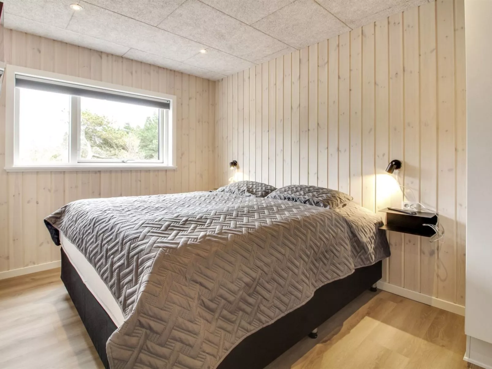 "Makedon" - 4.5km from the sea-Inside